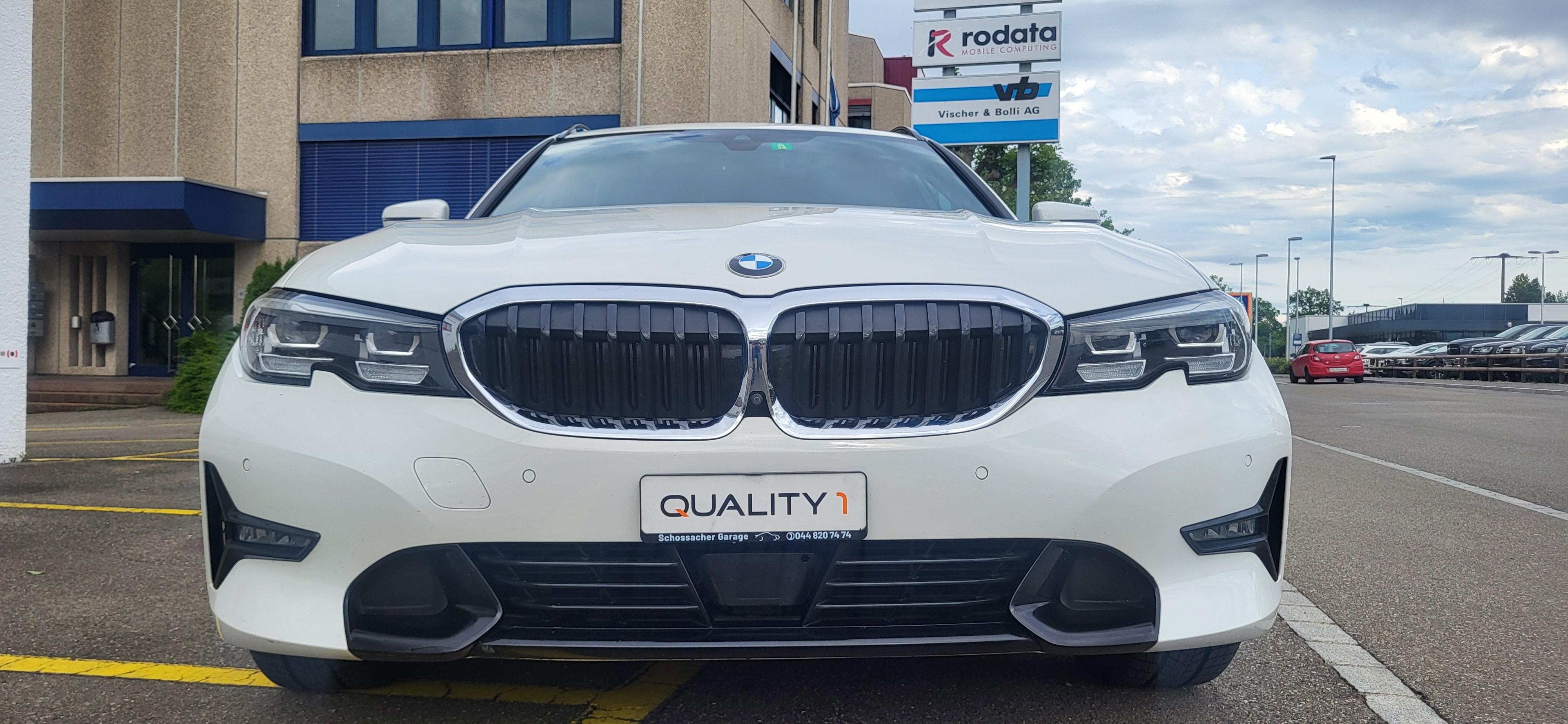 BMW 330i Touring xDrive Steptronic