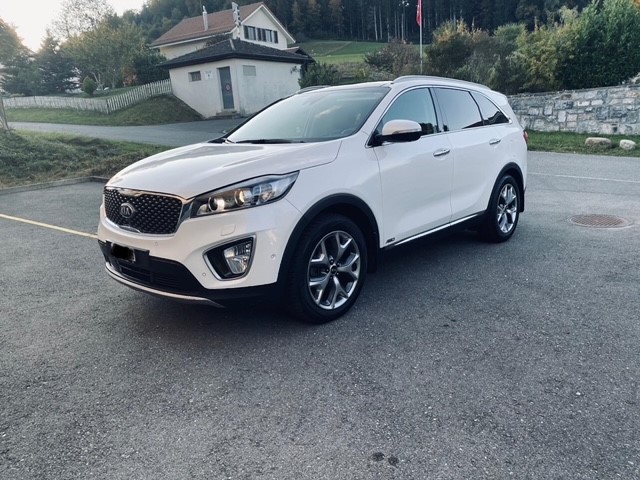 KIA Sorento 2.2 CRDI Style 7P. Automatic