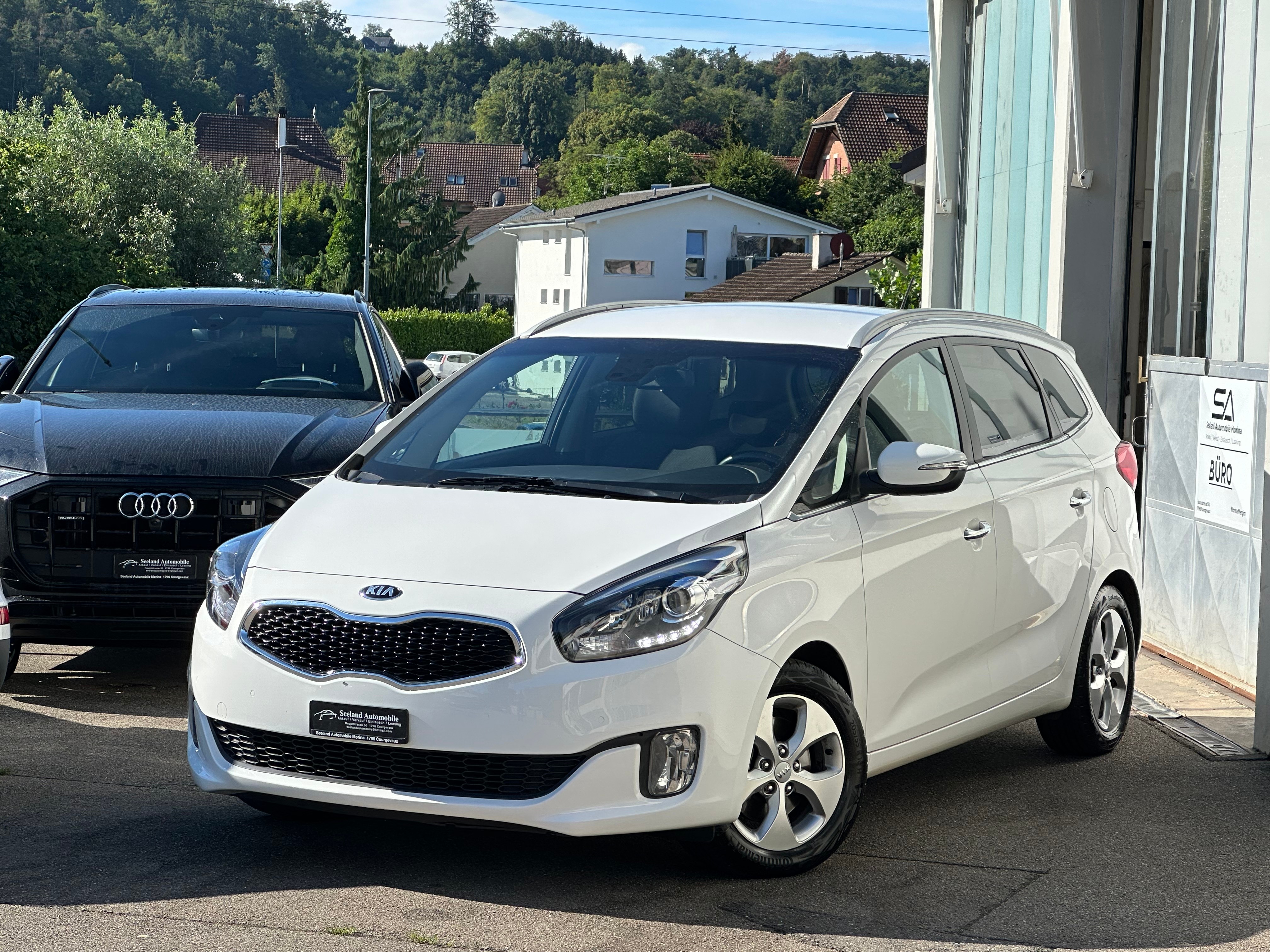 KIA Carens 2.0 GDI Trend Automatic