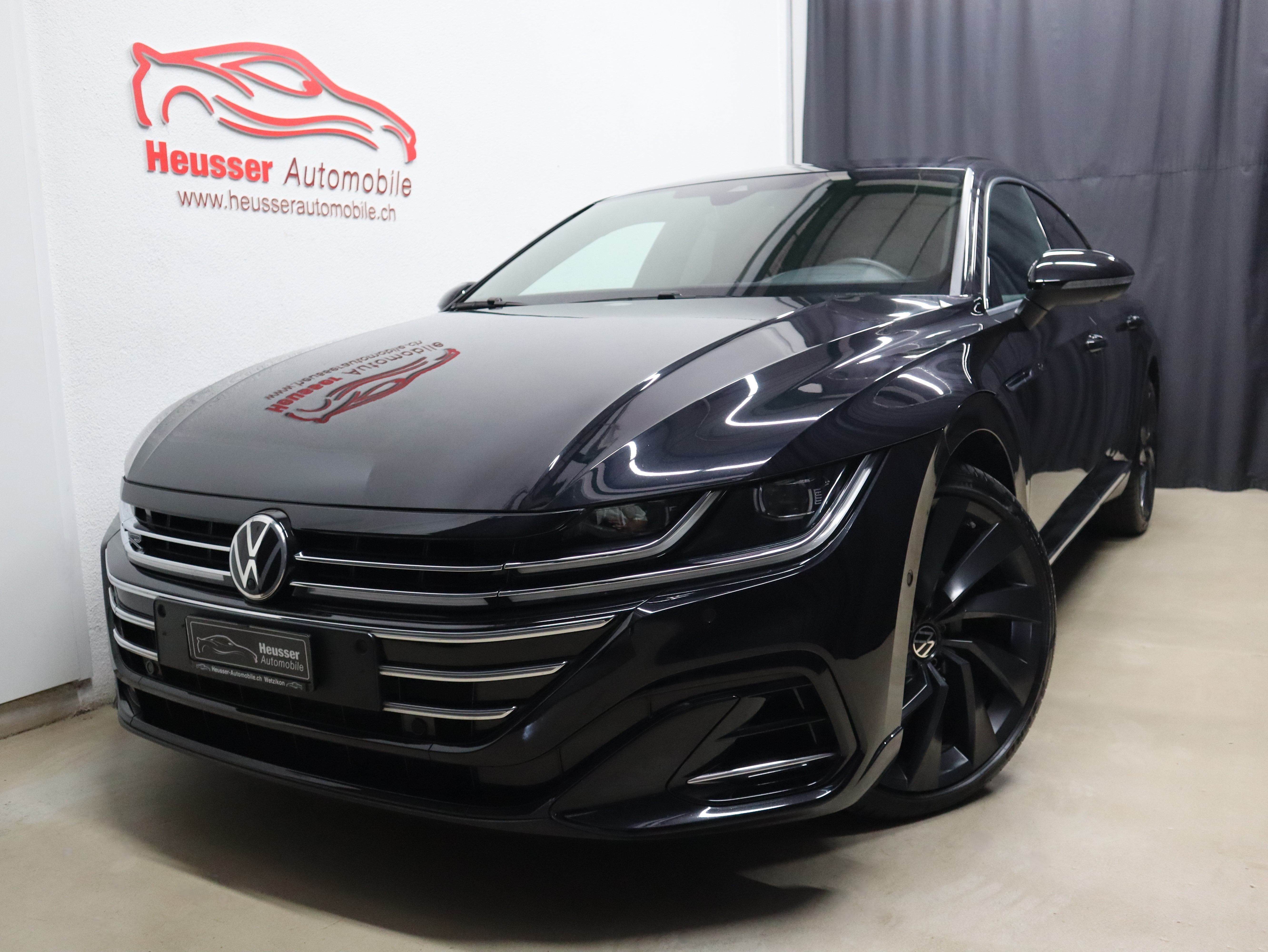 VW Arteon 2.0 TDI 4Motion DSG R-Line - Panorama - Leder - Virtual Cockpit - Standheizung - Harman/Kardon - Kamera - 200 PS