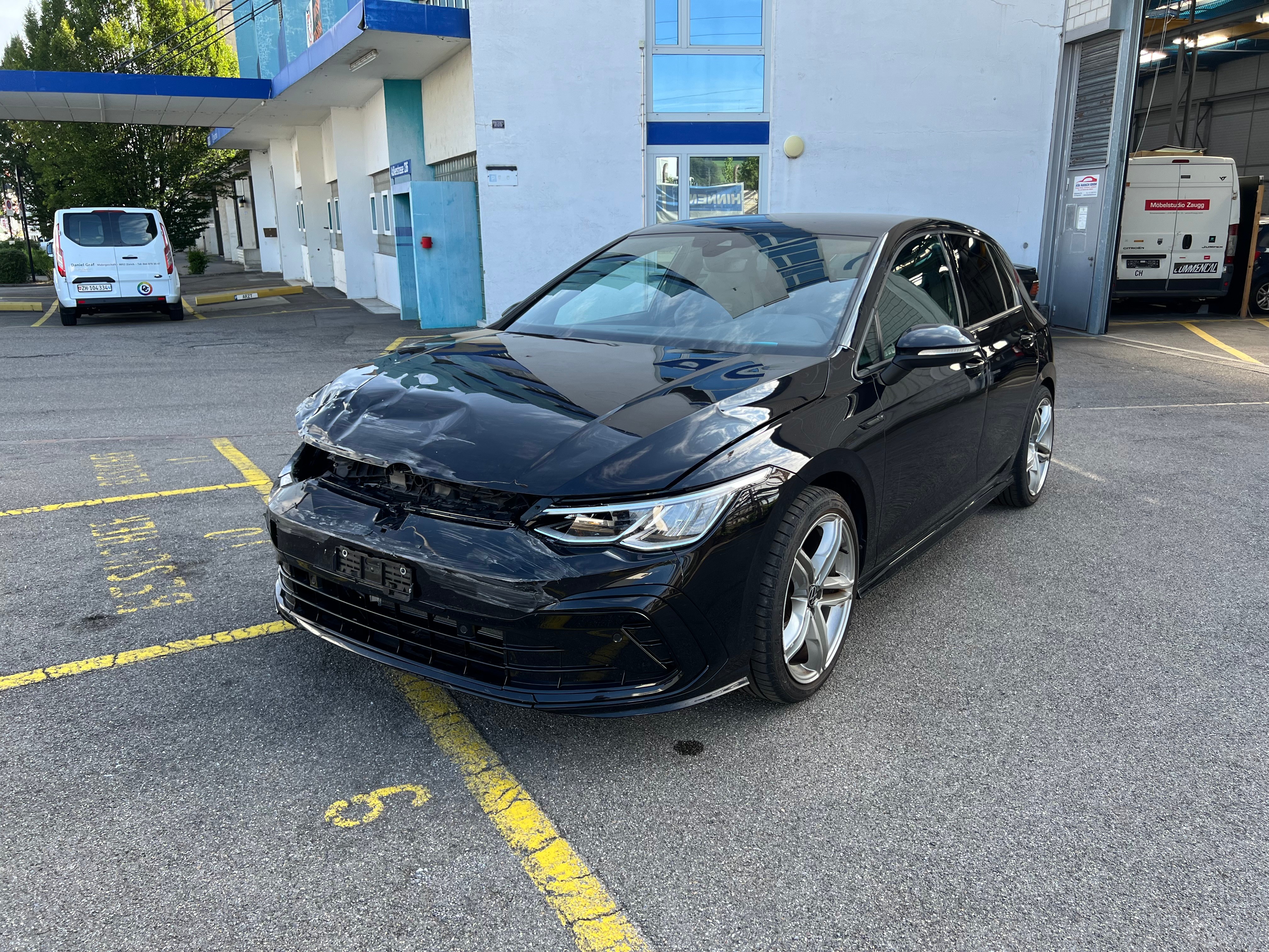 VW Golf 1.5 eTSI mHEV ACT R-Line DSG