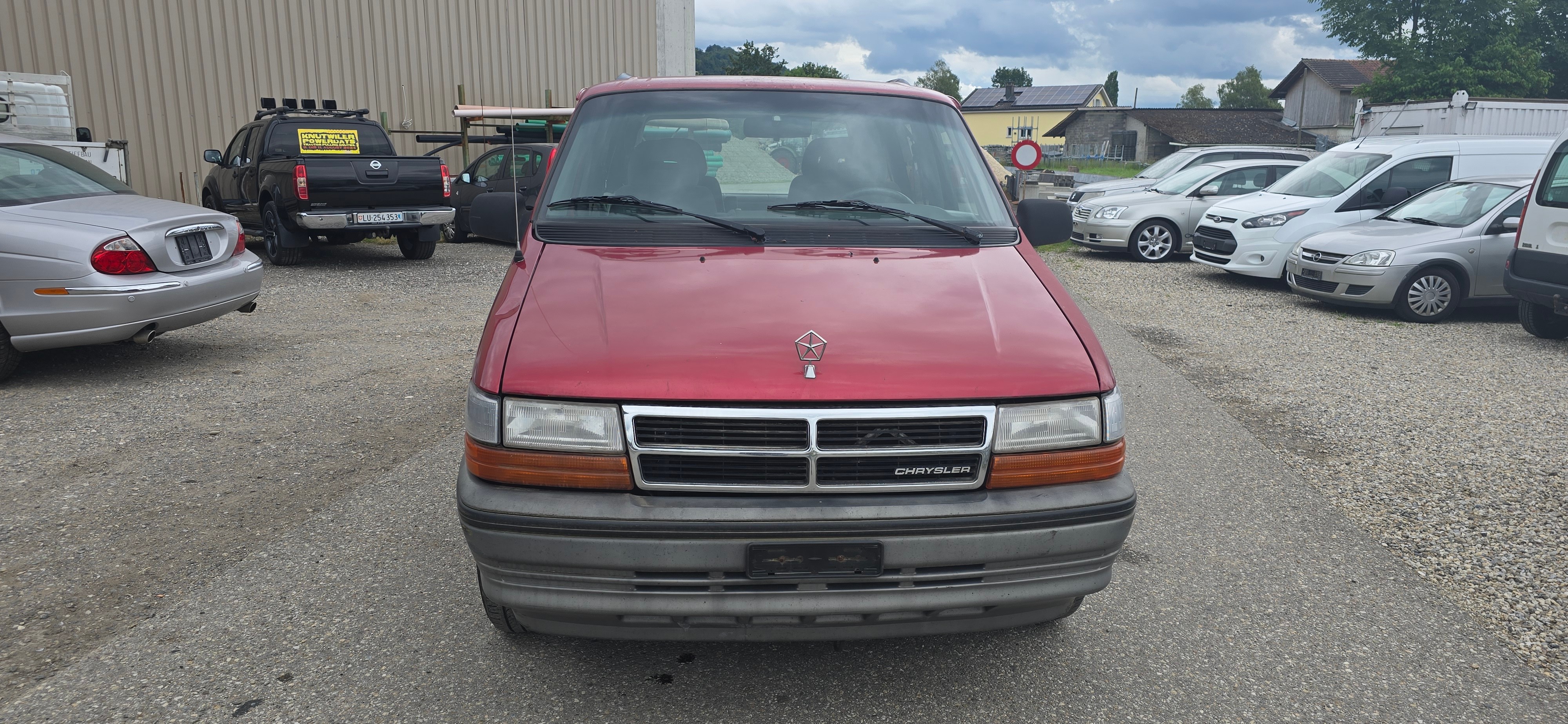 CHRYSLER Voyager LE 3.3