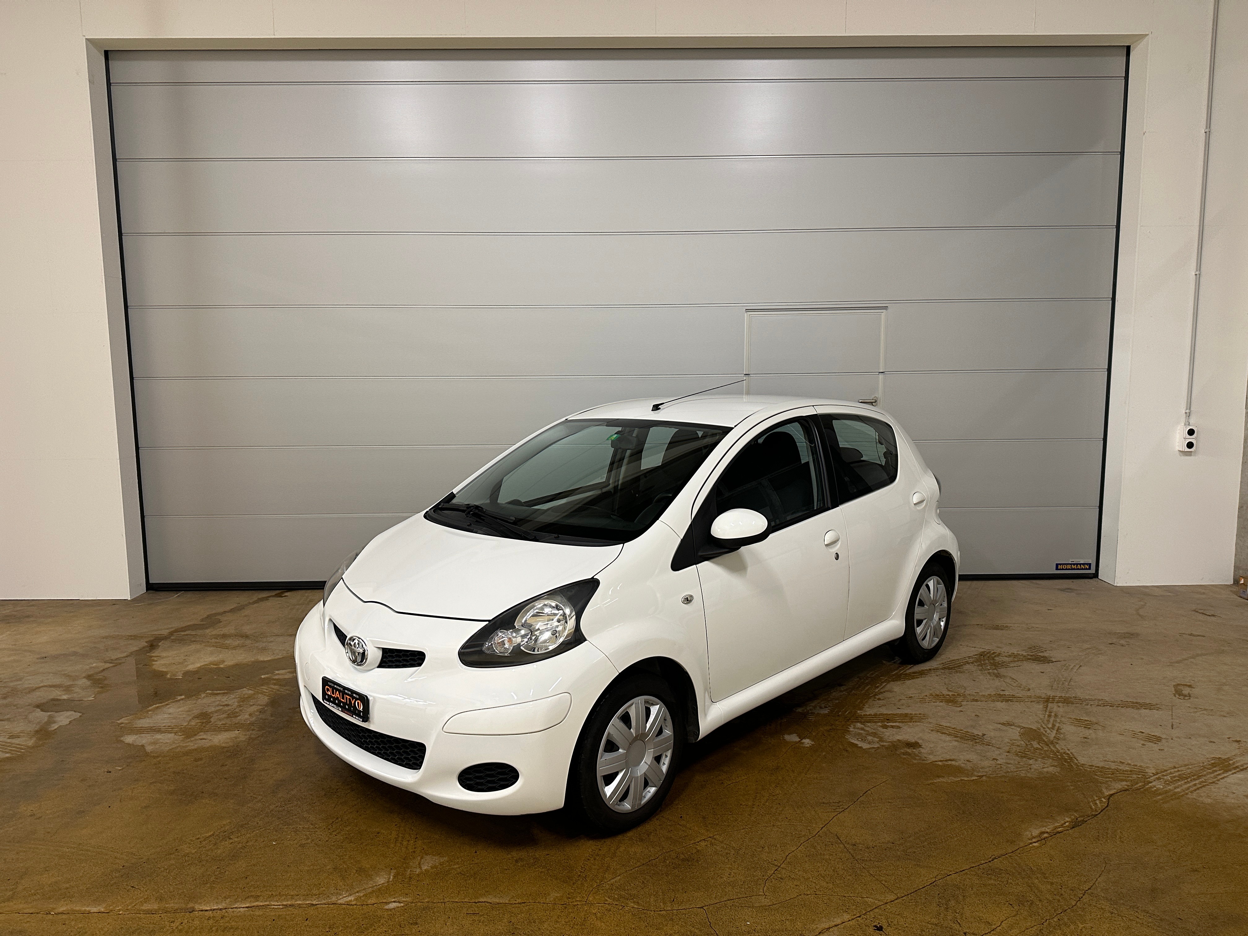 TOYOTA Aygo 1.0 Linea Sol