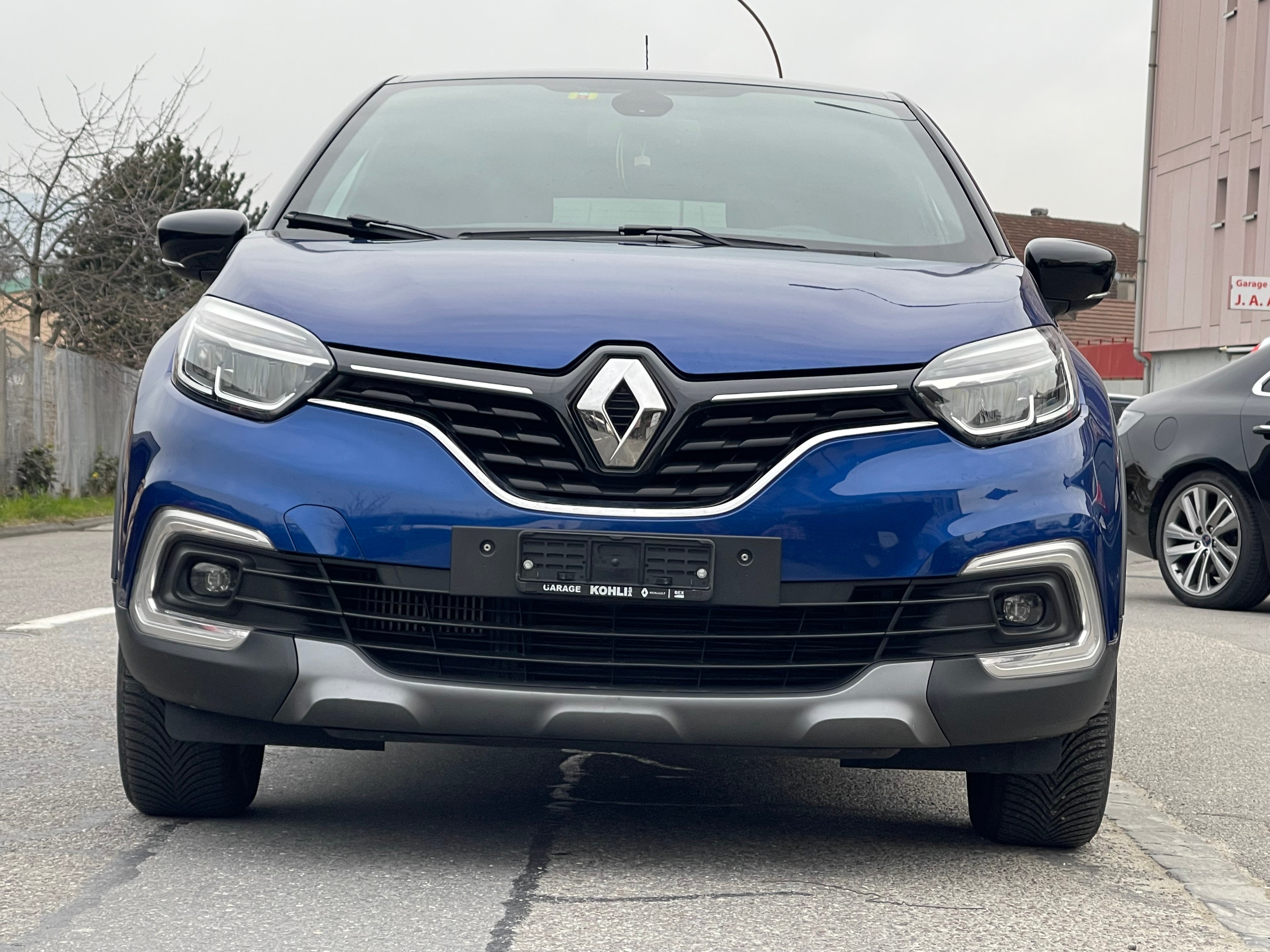 RENAULT Captur 1.3 T 16V S-Edition EDC