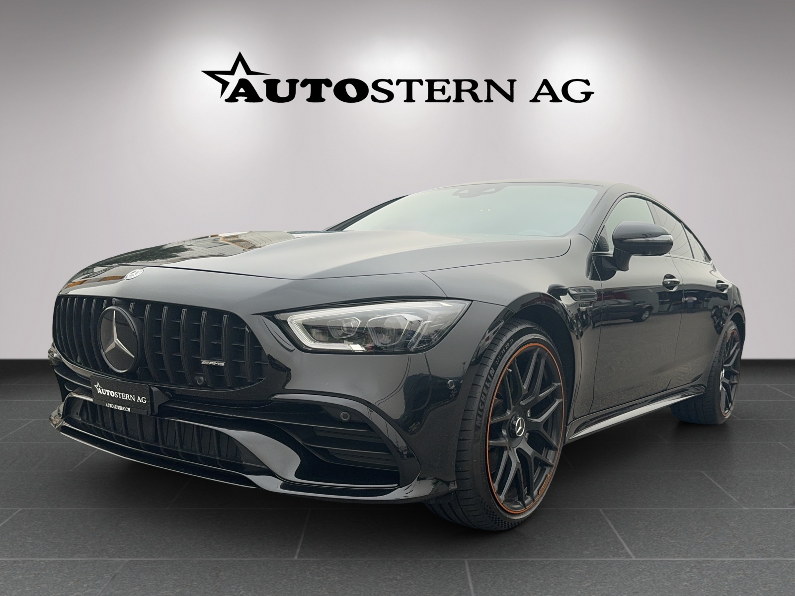 MERCEDES-BENZ AMG GT 4 43 Speedshift MCT