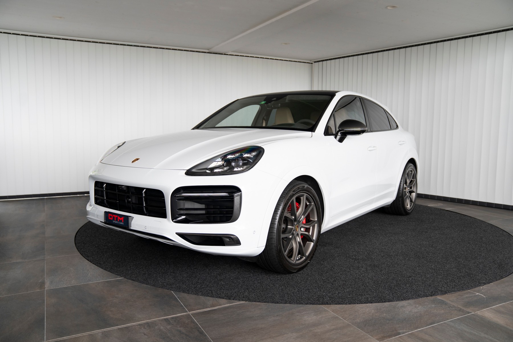 PORSCHE Cayenne GTS Coupé