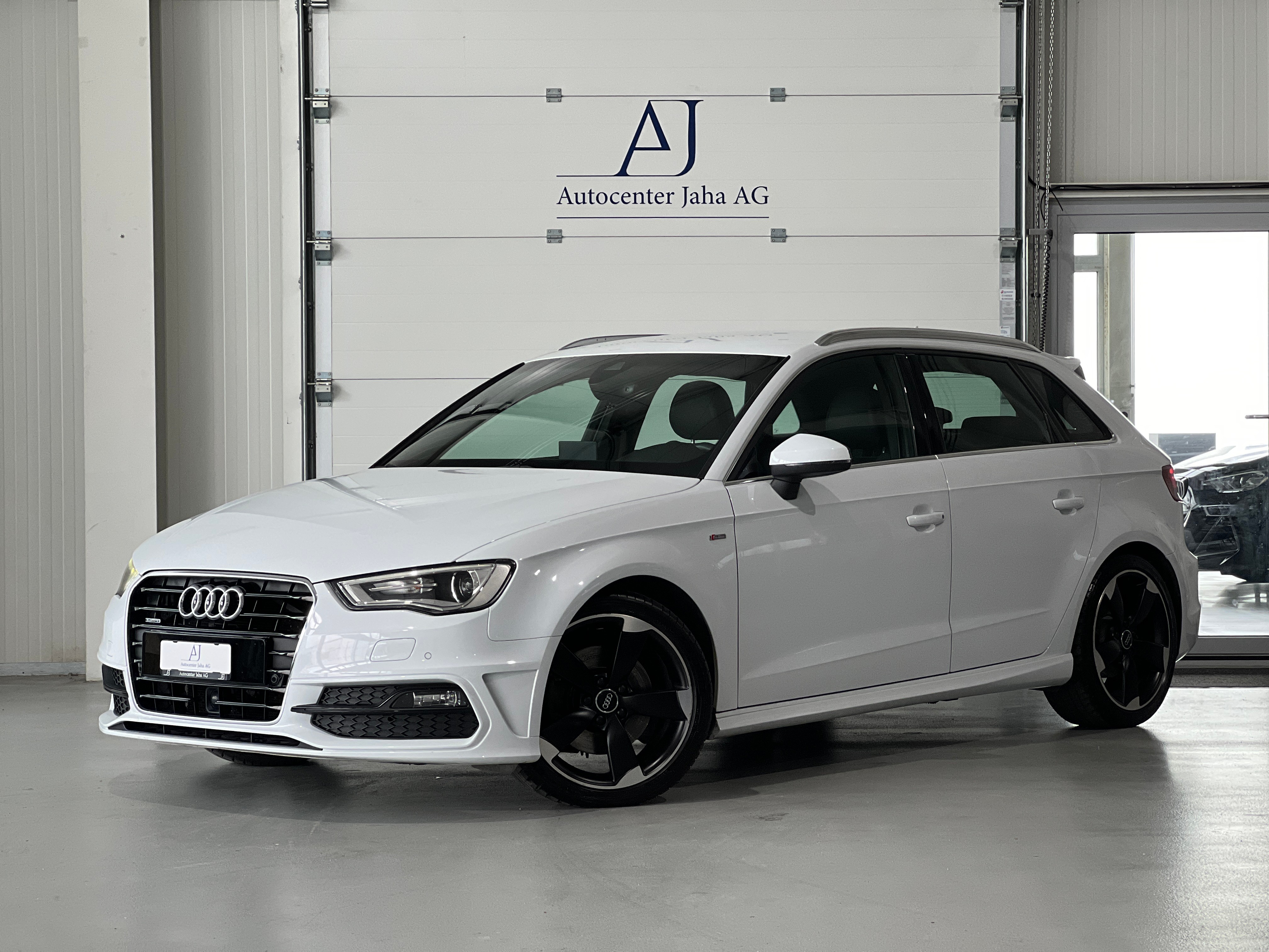 AUDI A3 Sportback 1.8 TFSI S-Line quattro