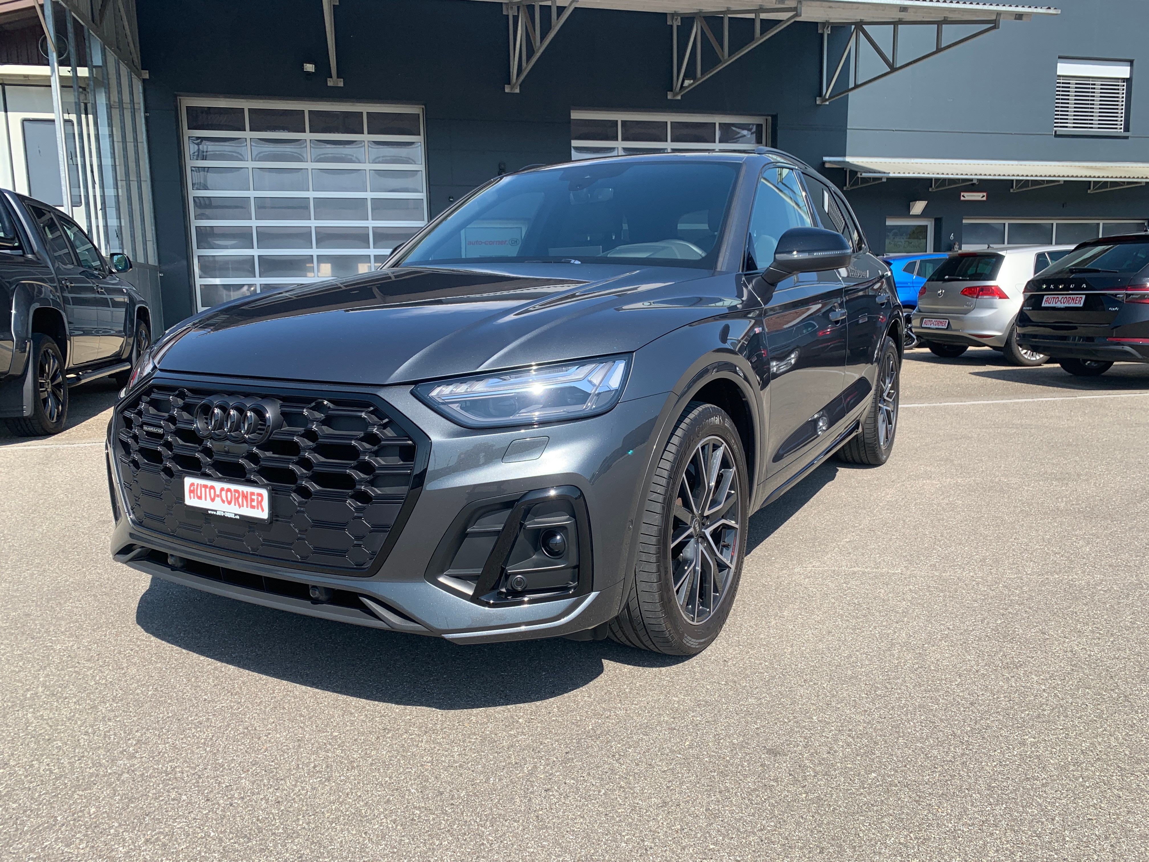 AUDI Q5 40 TFSI S-LINE MIT MEGA AUSSTATTUNG quattro Automat-S-tronic