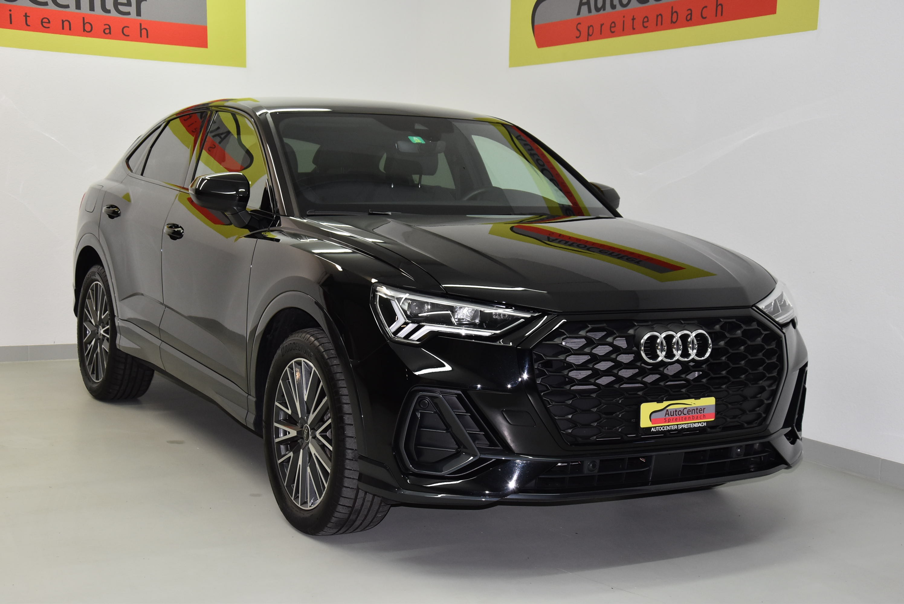 AUDI Q3 35 TFSI Attraction S-tronic