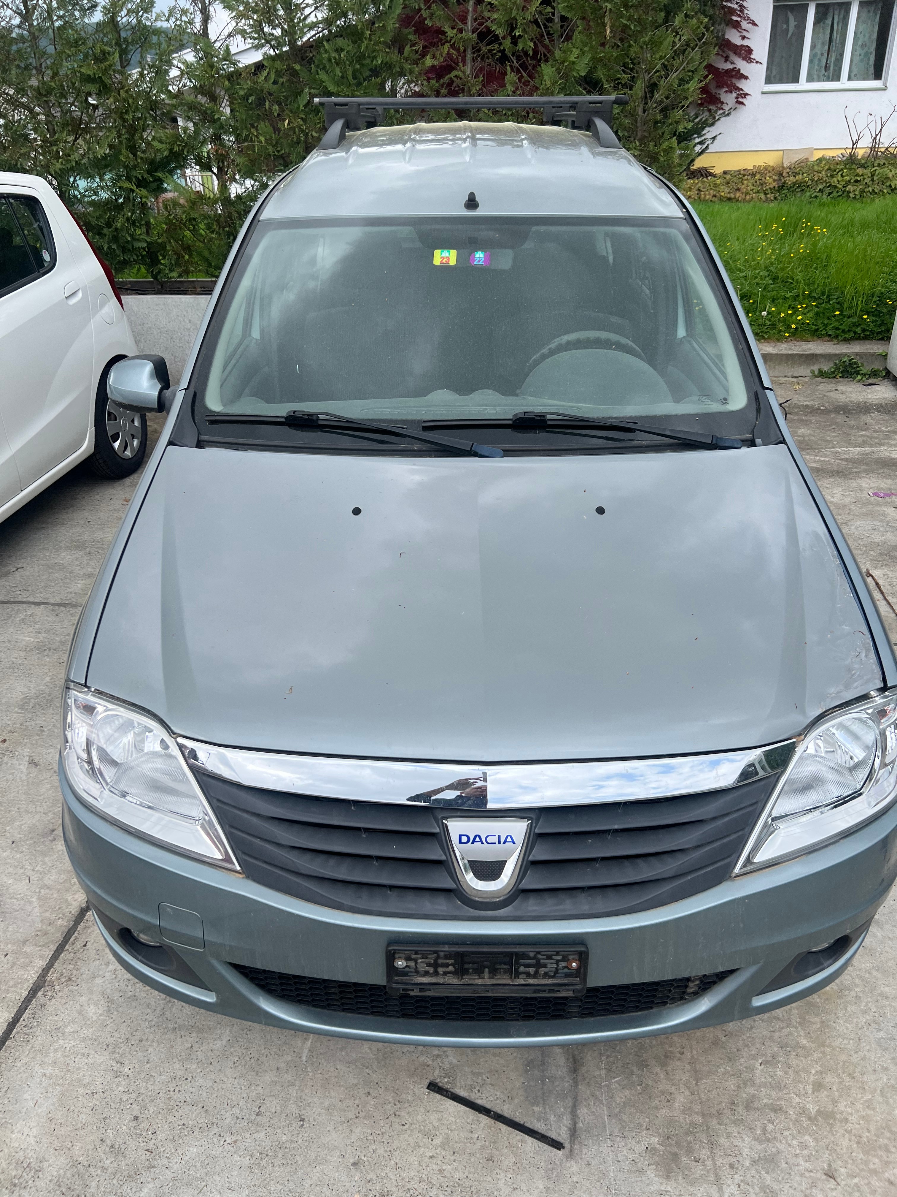 DACIA Logan 1.6 16V Lauréate