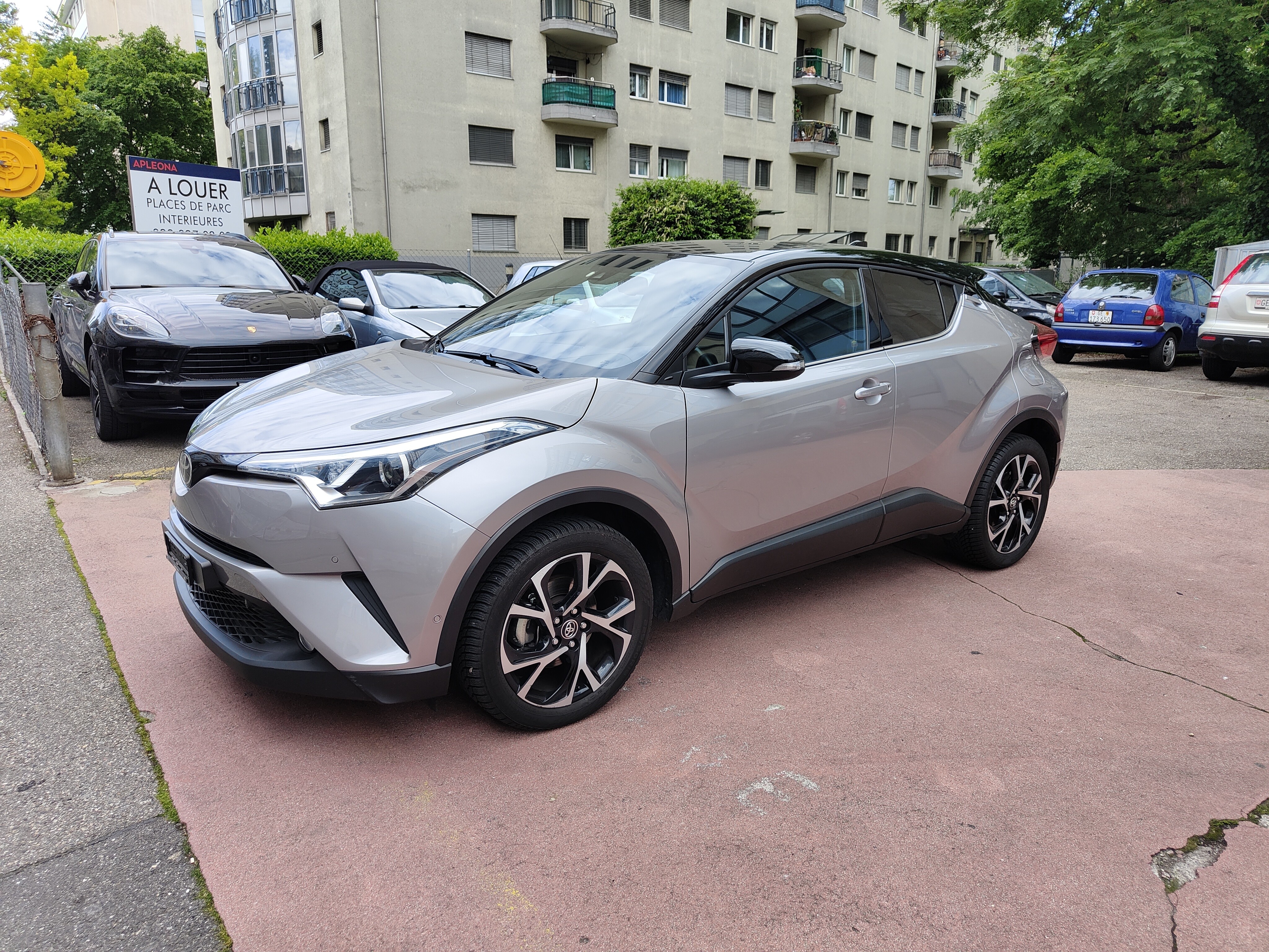 TOYOTA C-HR 1.2 Style