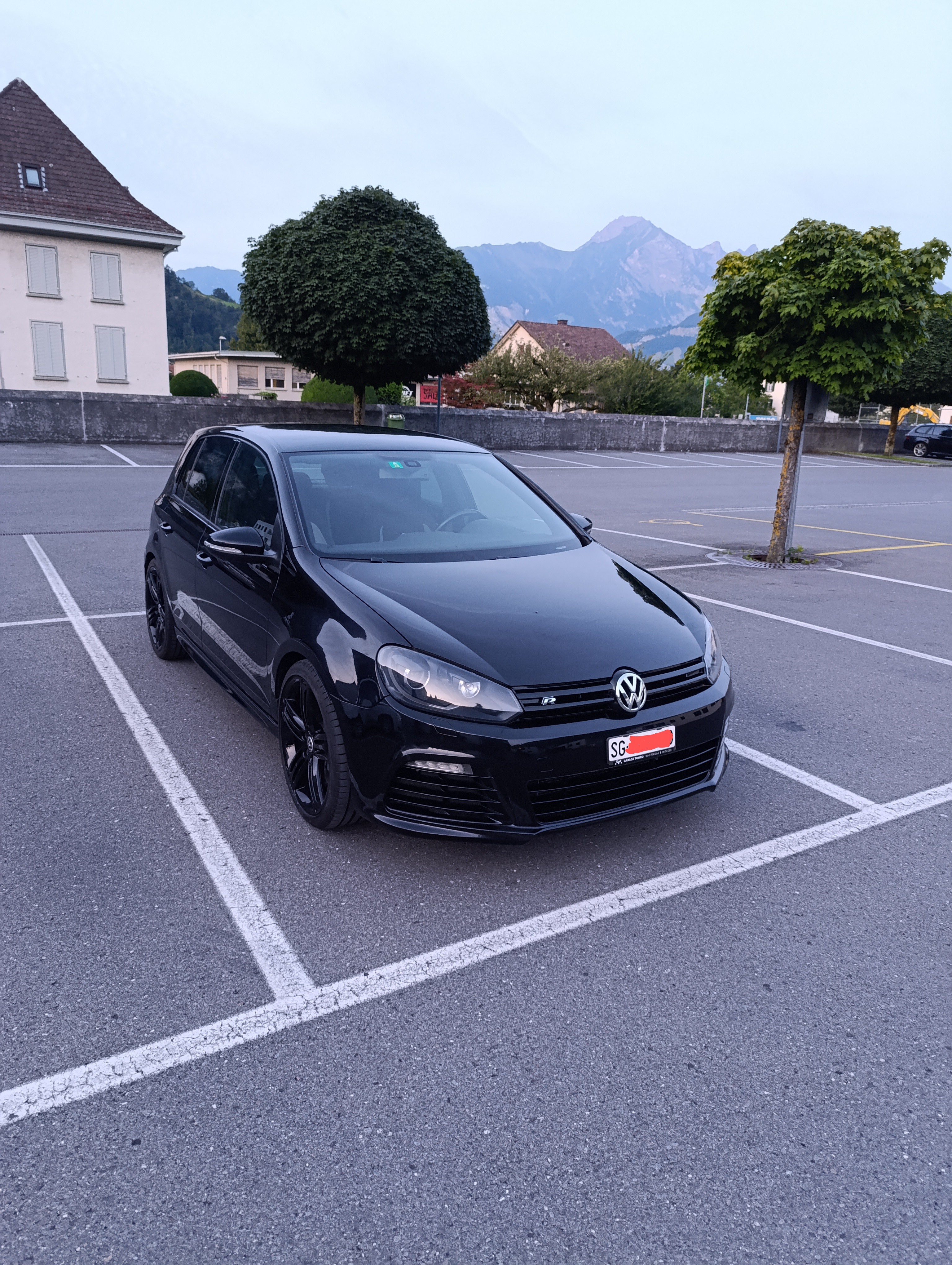 VW Golf 2.0 TSI R 4Motion