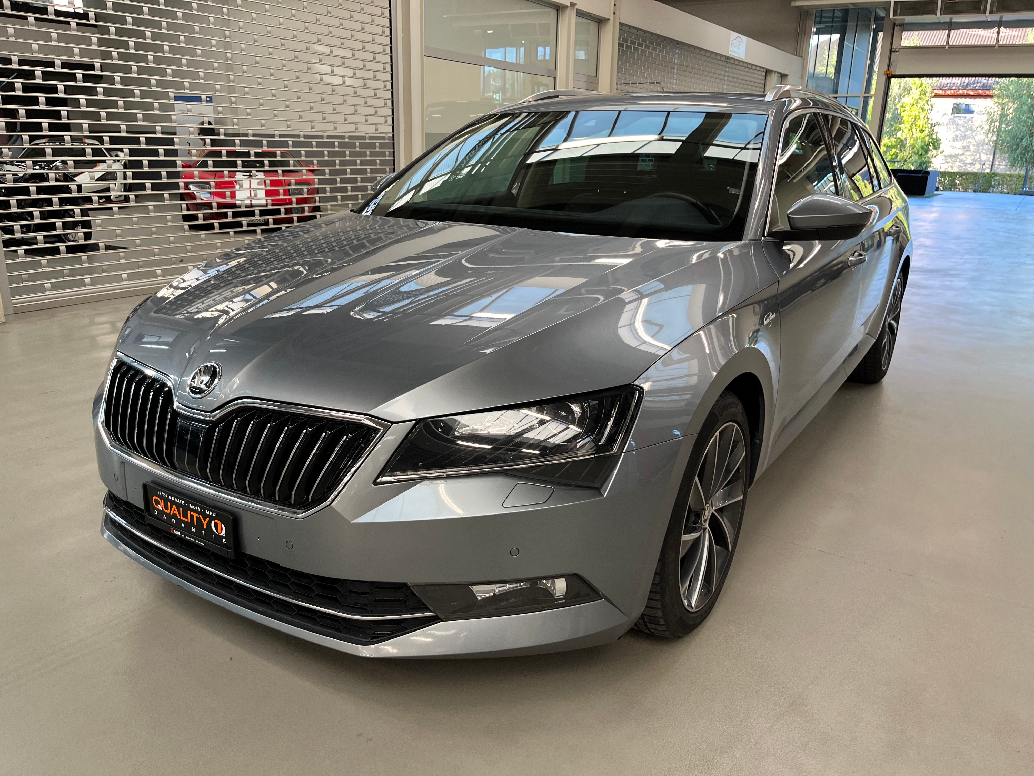 SKODA Superb Combi 2.0 TDi L&K 4x4 DSG