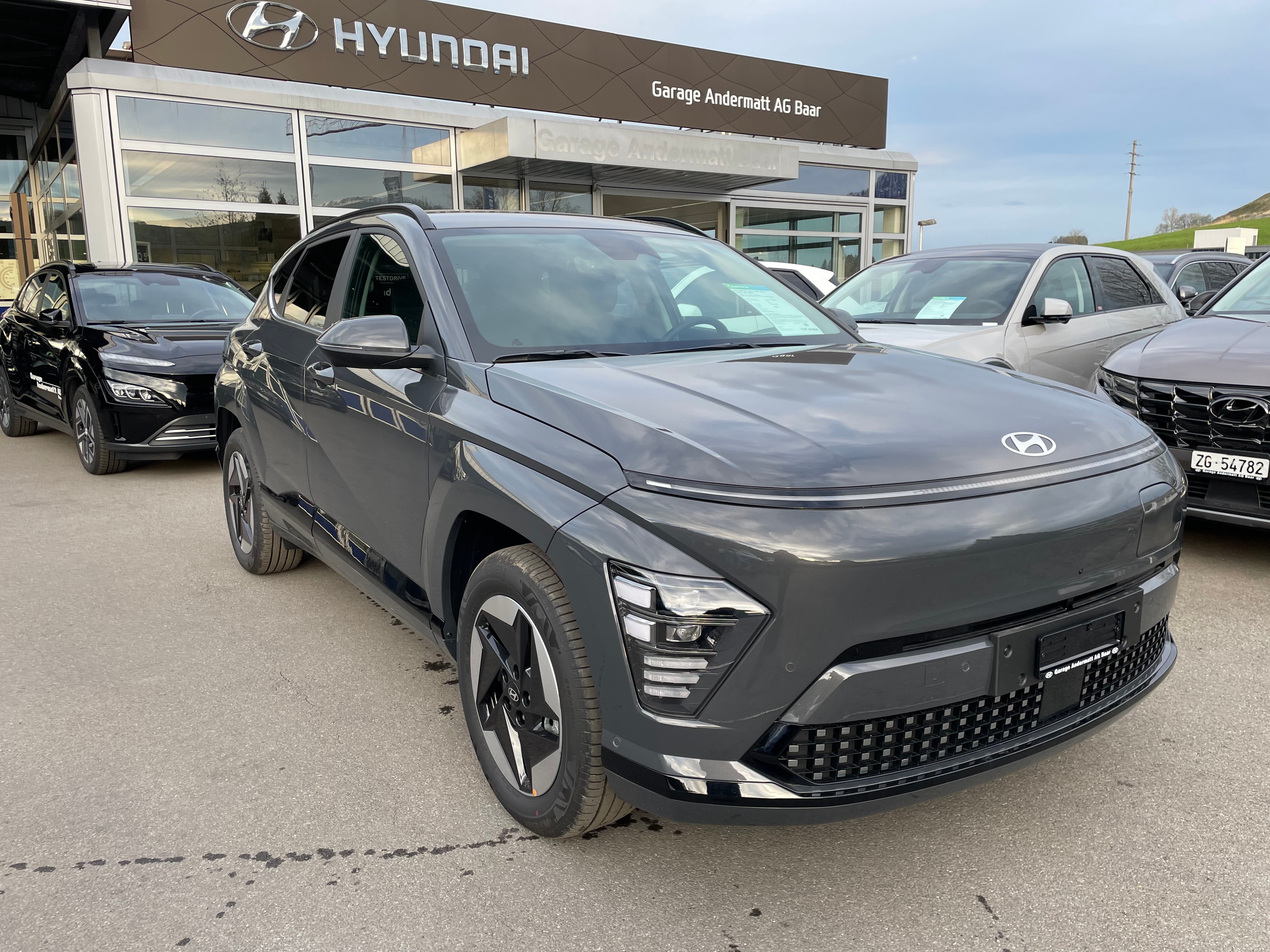 HYUNDAI Kona EV 65.4 kWh Amplia