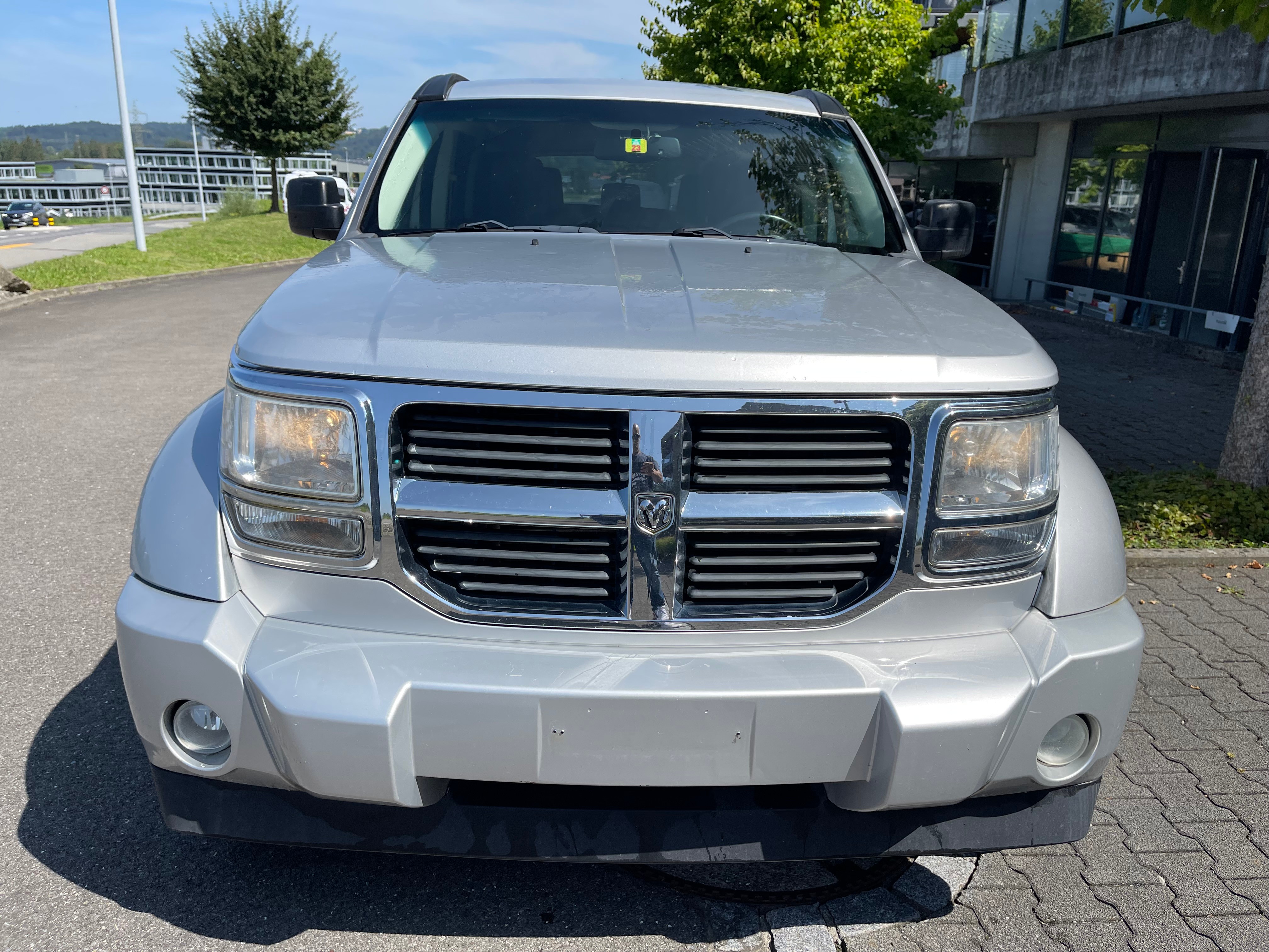 DODGE Nitro 2.8 CRD SXT Automatic