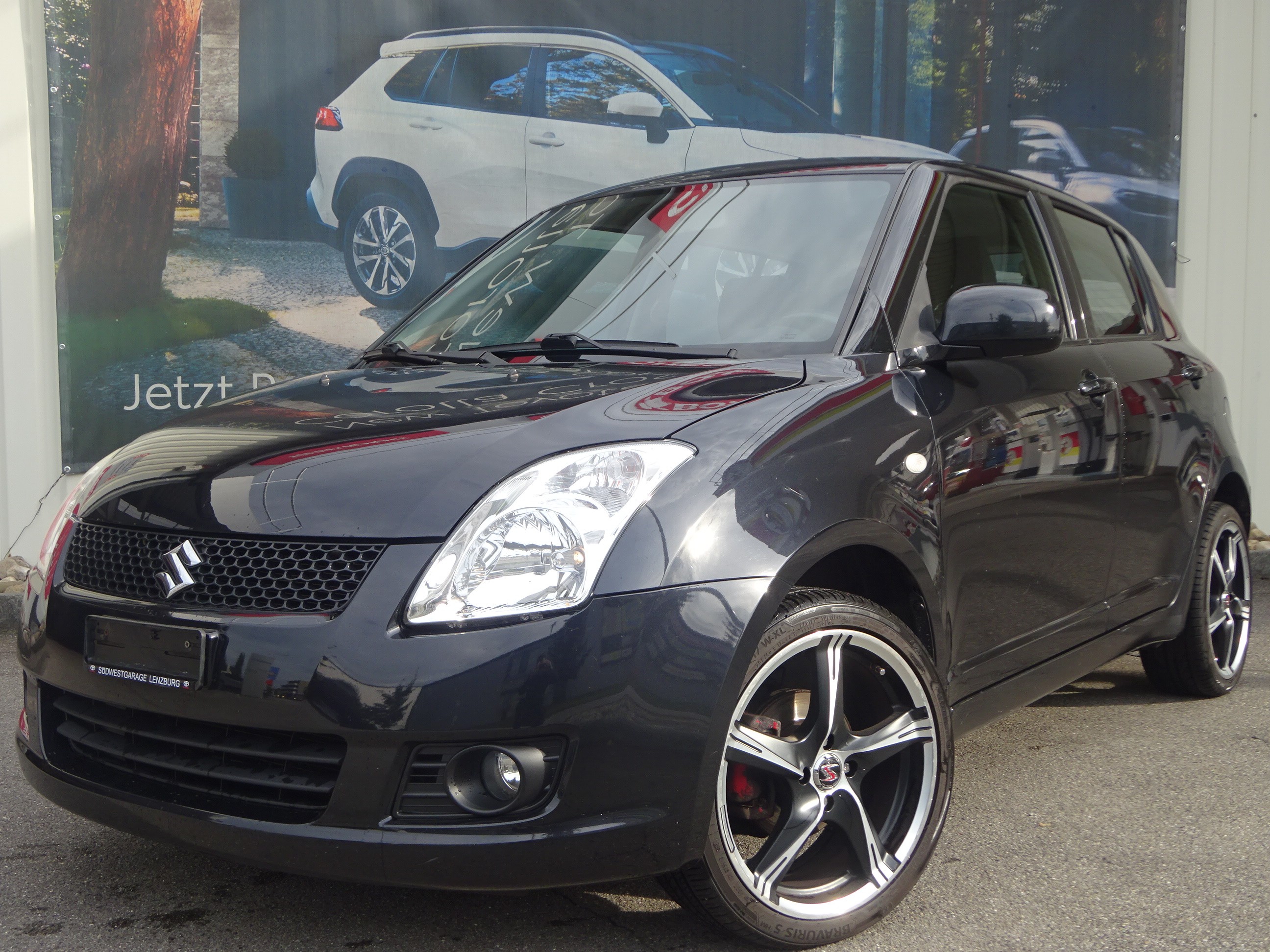 SUZUKI Swift 1.3i 16V GL Top 4x4