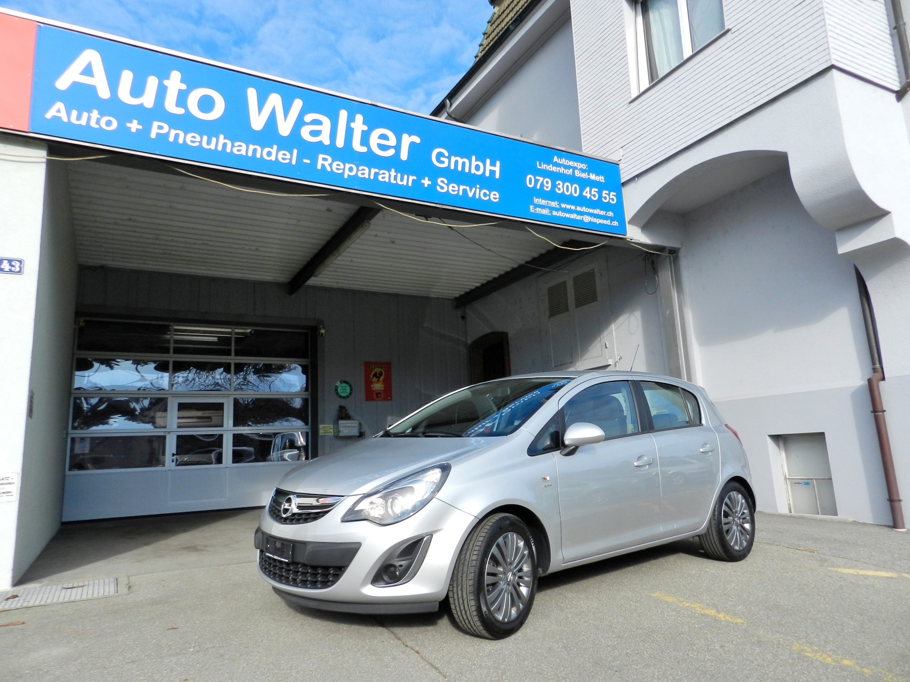 OPEL Corsa 1.4 TP Active Edition Automatic