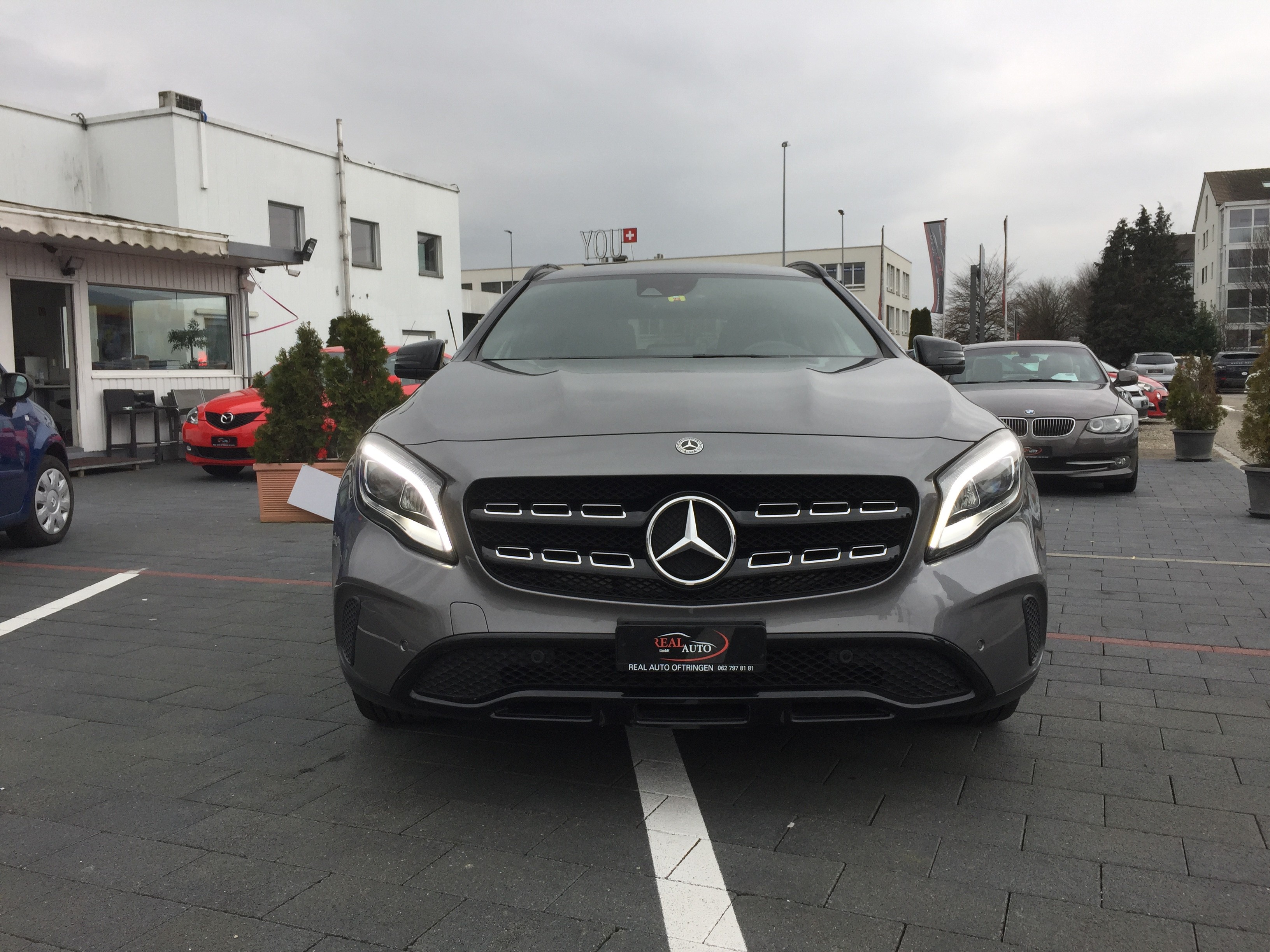 MERCEDES-BENZ GLA 200 CDI Swiss Star Edition Style 4Matic 7G-DCT