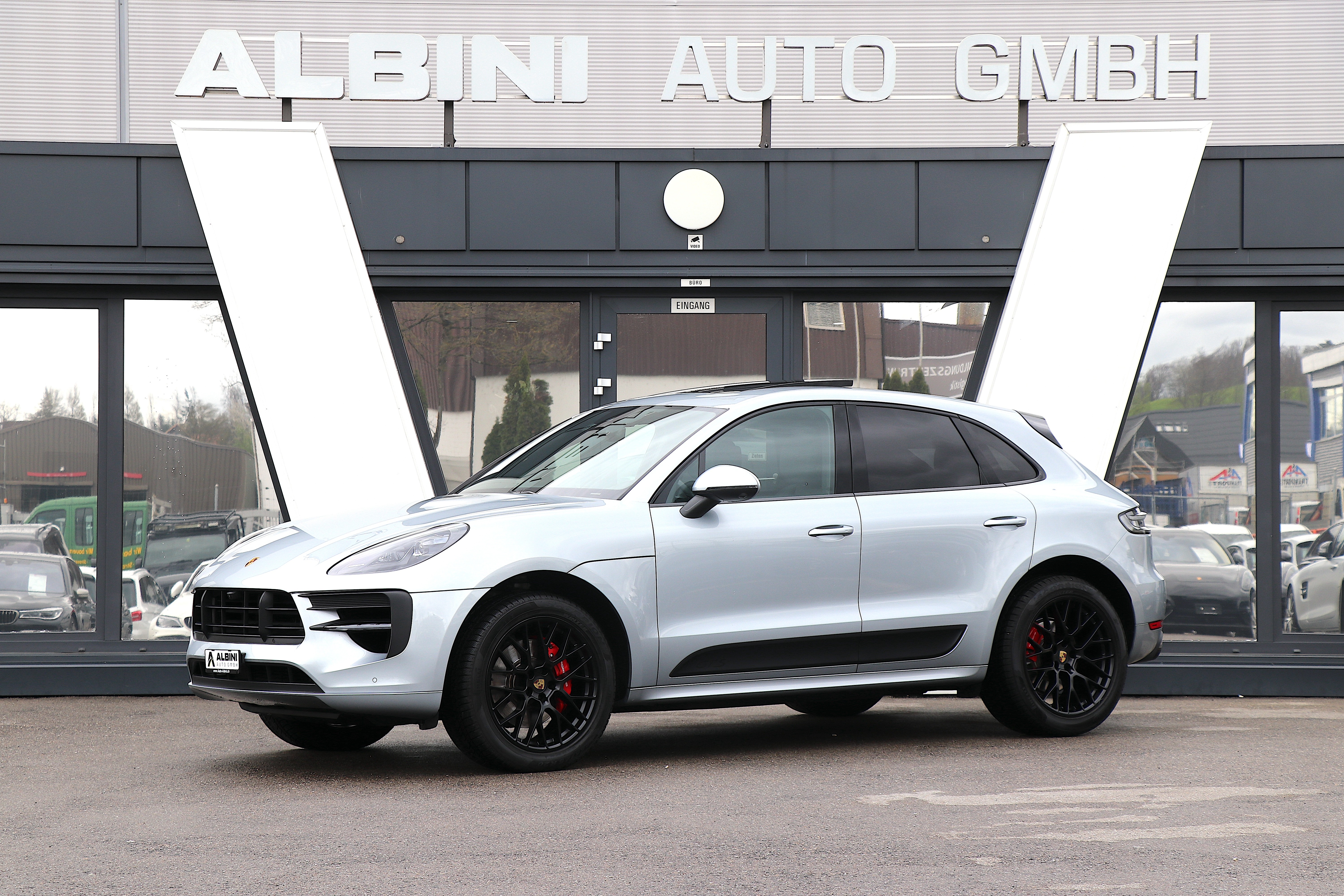 PORSCHE Macan GTS PDK