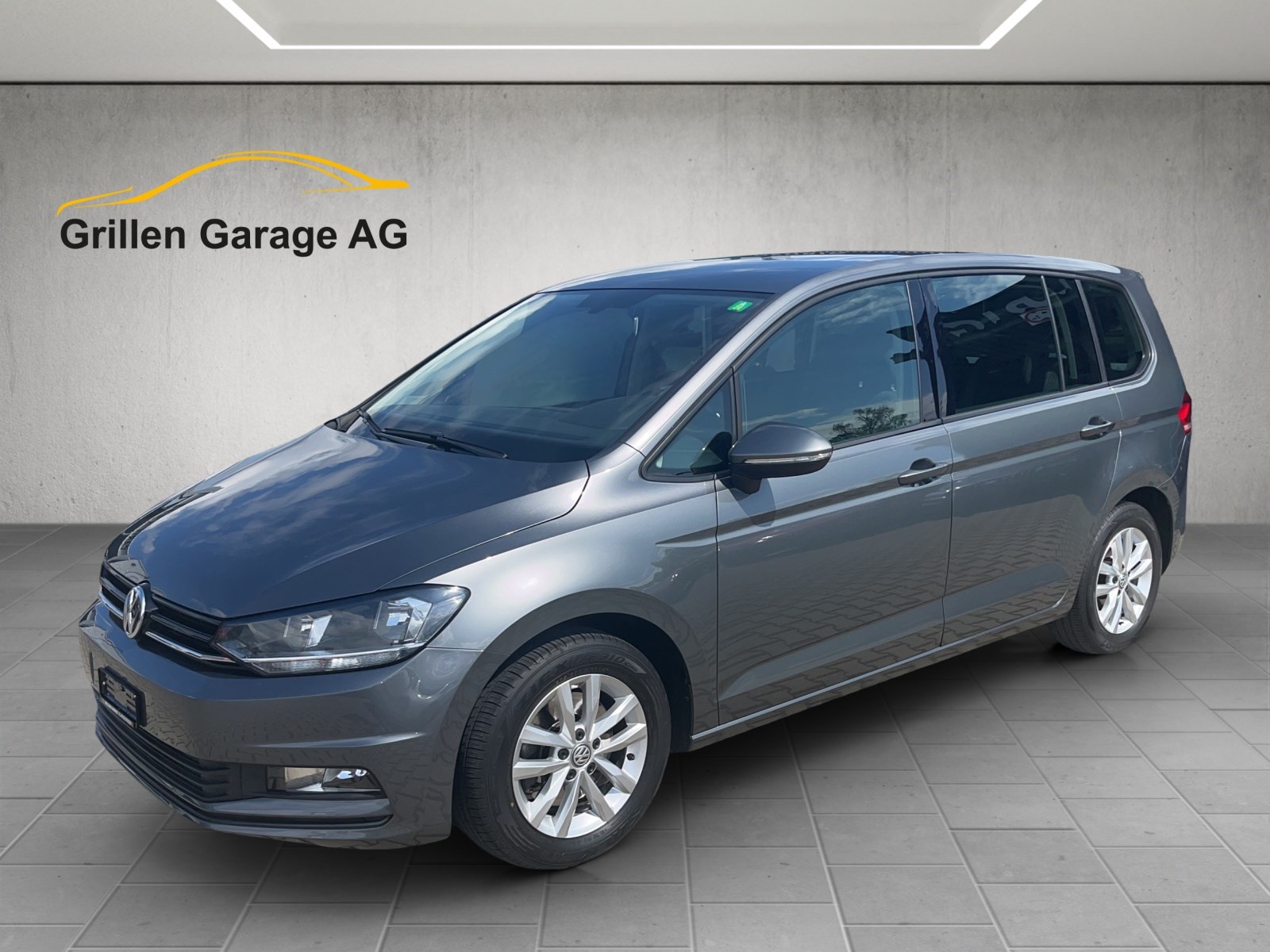 VW Touran 1.6 TDI SCR Trendline DSG