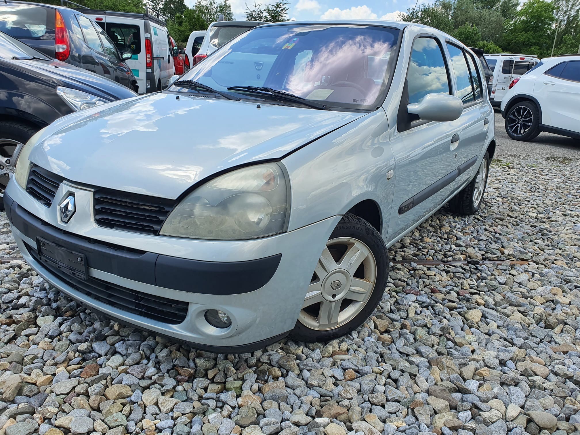 RENAULT Clio 1.4 16V Expression Confort