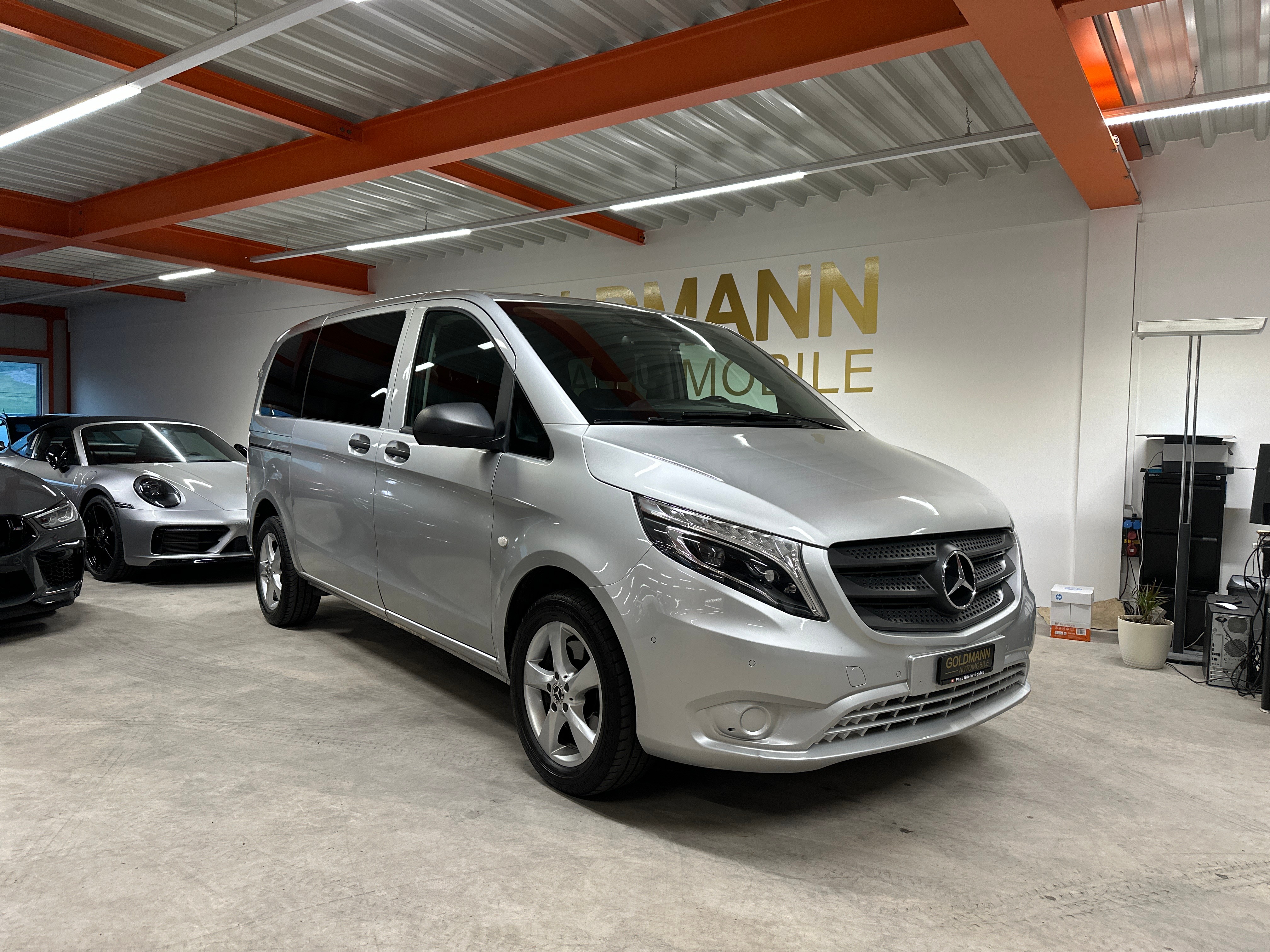 MERCEDES-BENZ Vito 119 BlueTEC Tourer Pro 4Matic 7G-Tronic