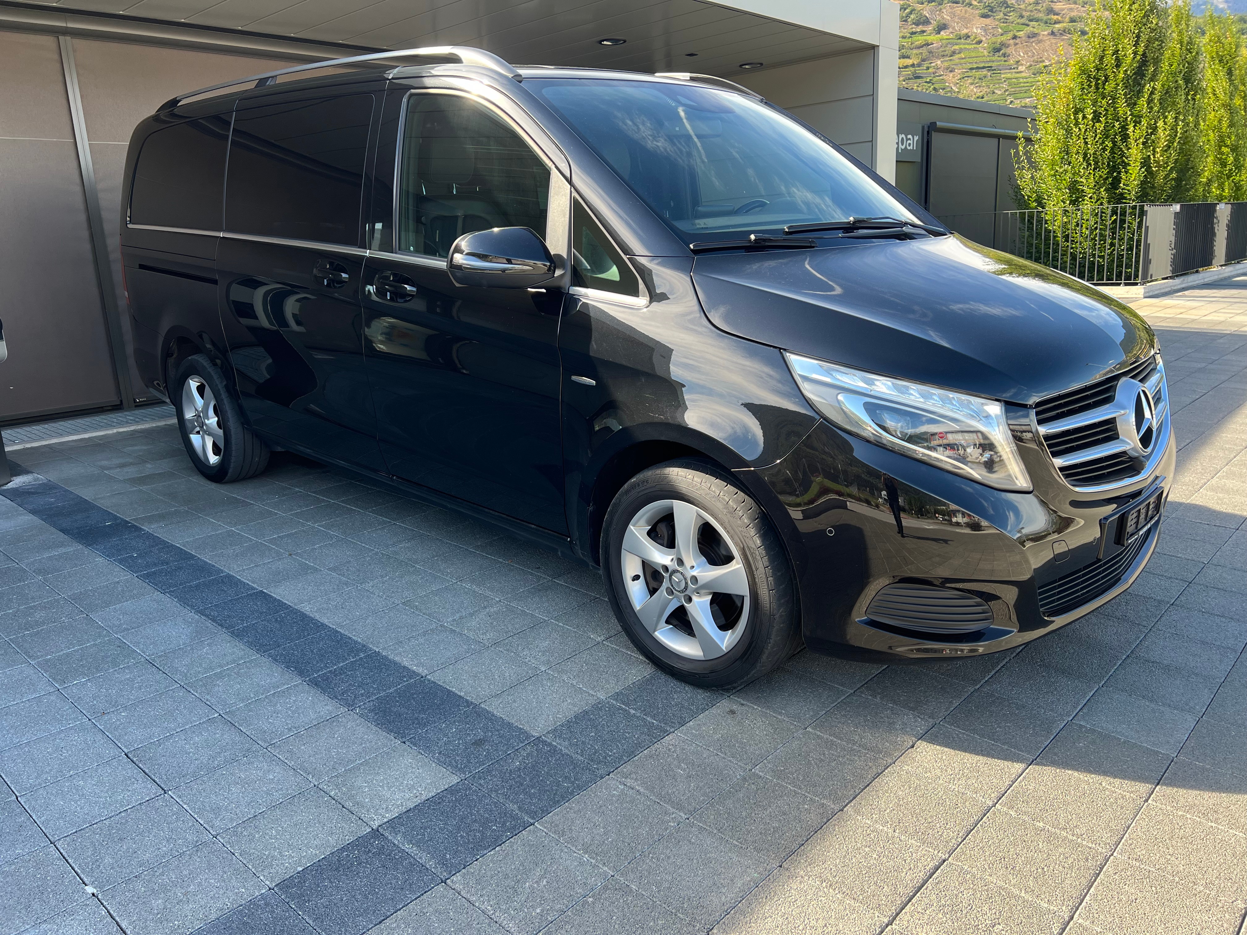 MERCEDES-BENZ V 250 d Avantgarde lang 4Matic 7G-Tronic