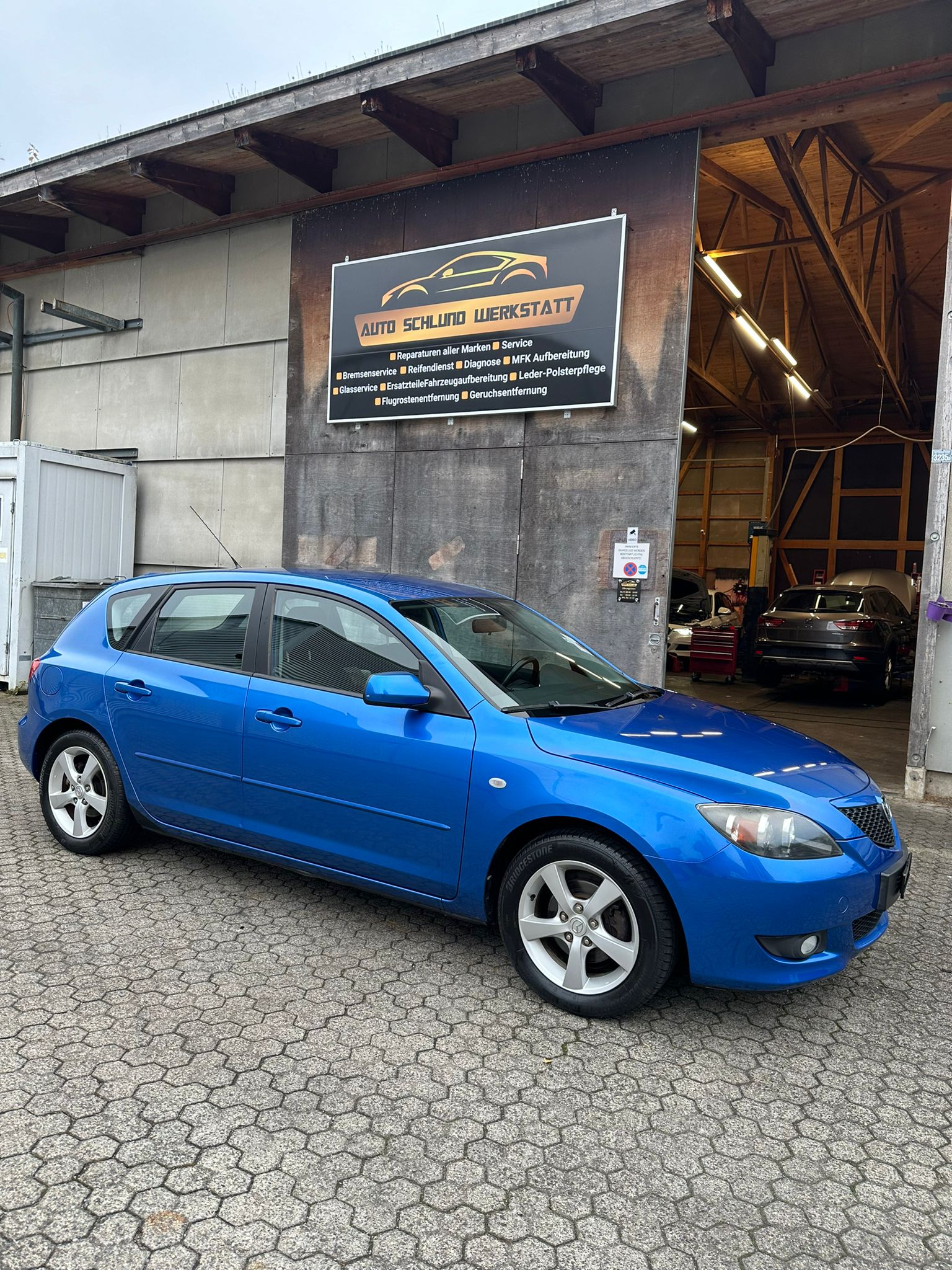 MAZDA 3 1.6 16V Confort