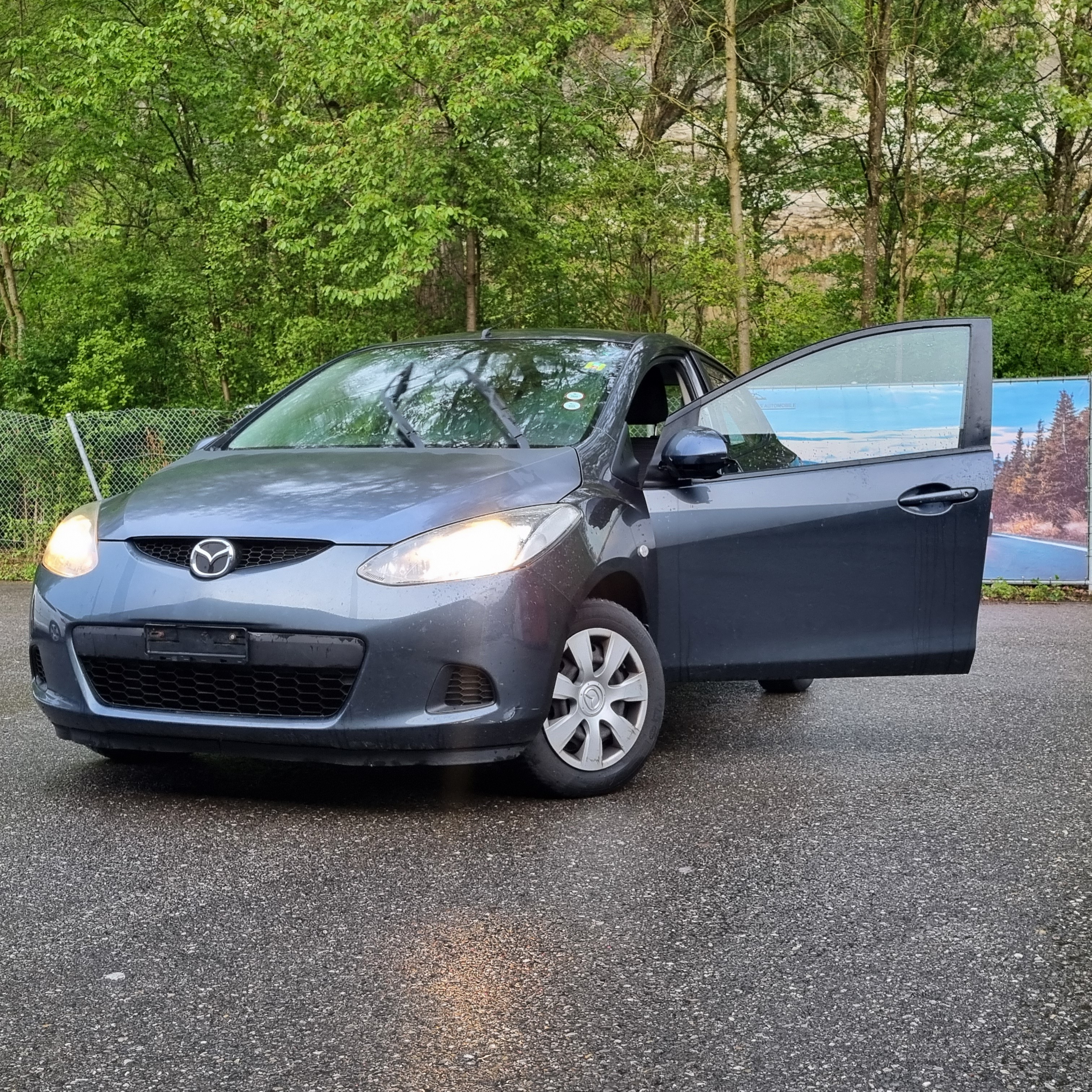 MAZDA 2 1.3i 16V Exclusive