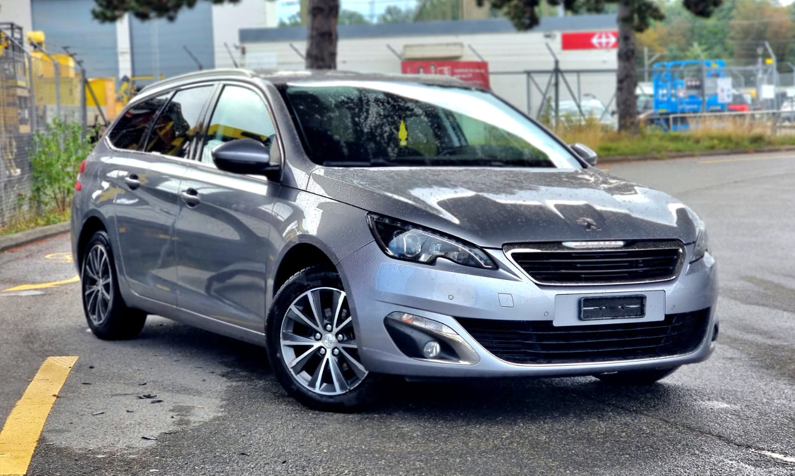 PEUGEOT 308 SW 1.2 THP Active Automatic