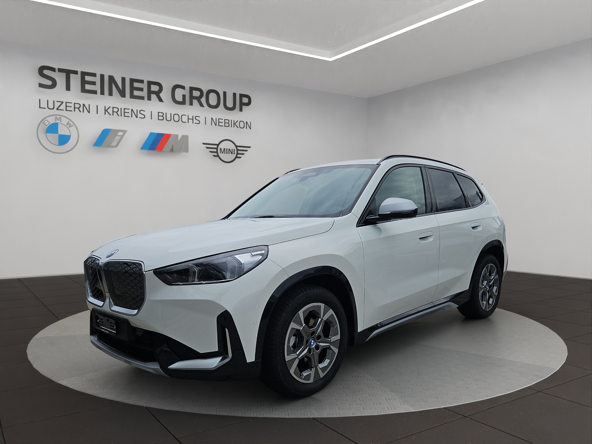 BMW iX1 eDrive 20 xLine