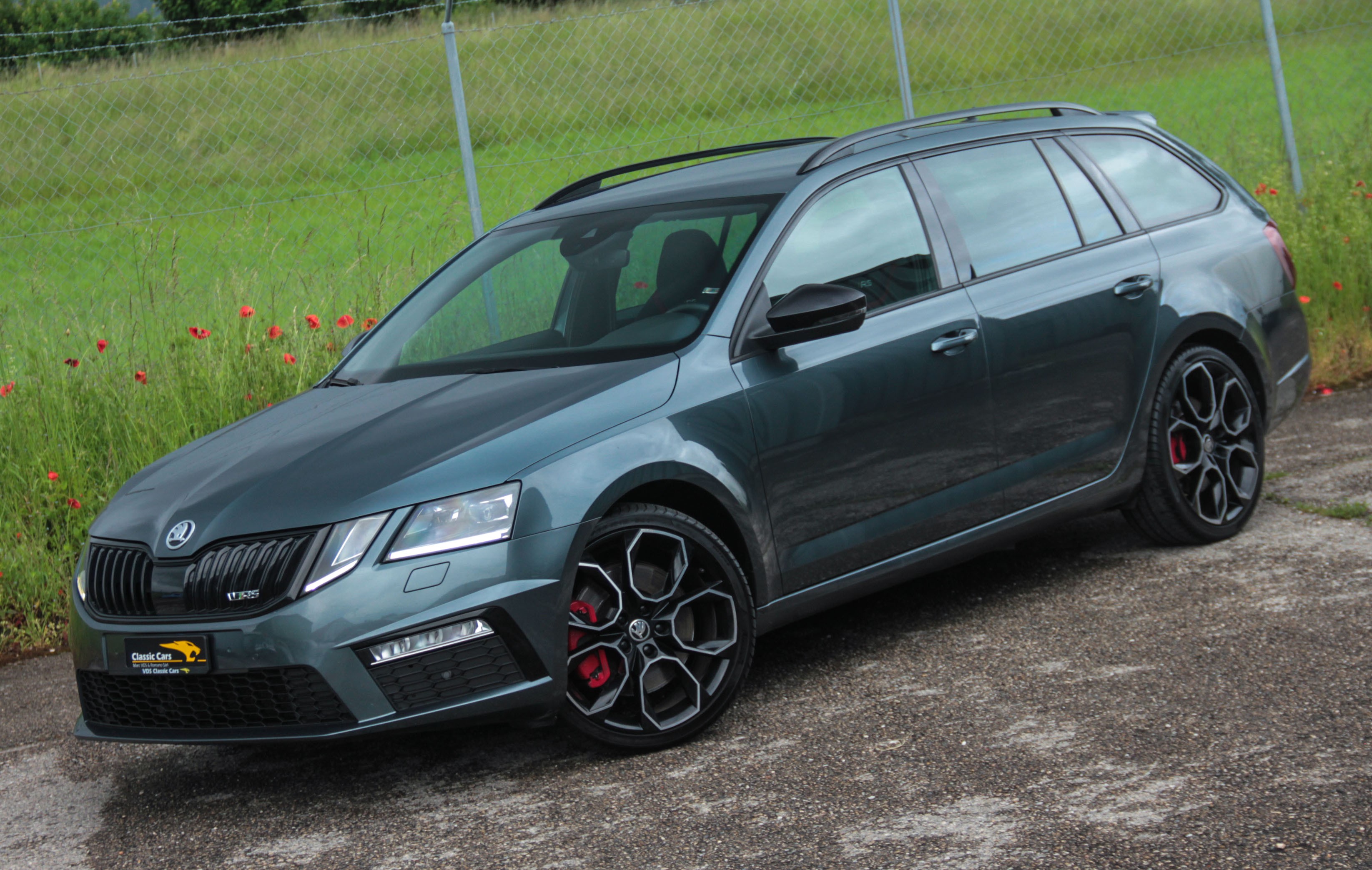 SKODA Octavia Combi 2.0 TSI RS Final Edition DSG