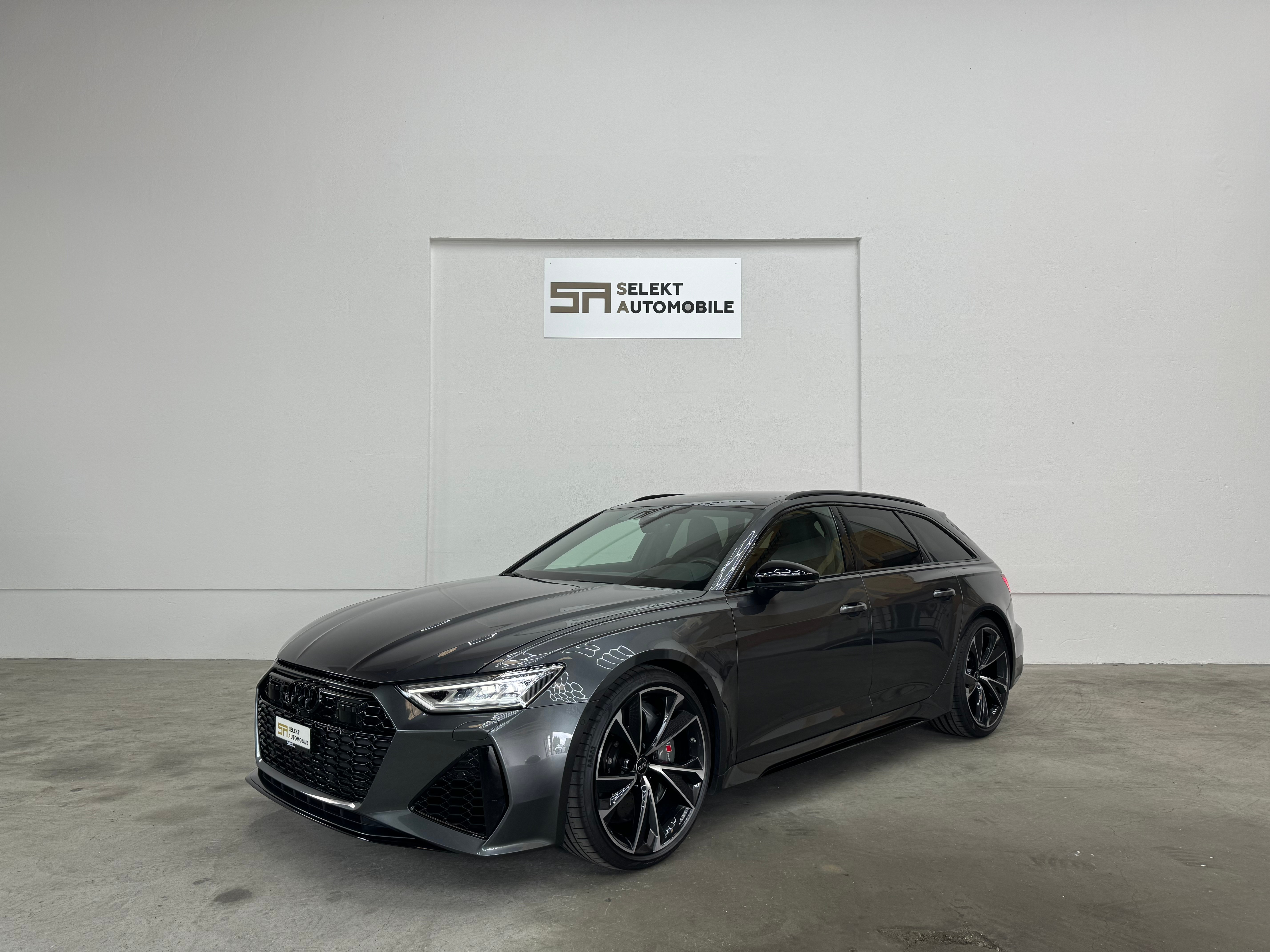 AUDI RS6 Avant 4.0 TFSI V8 quattro