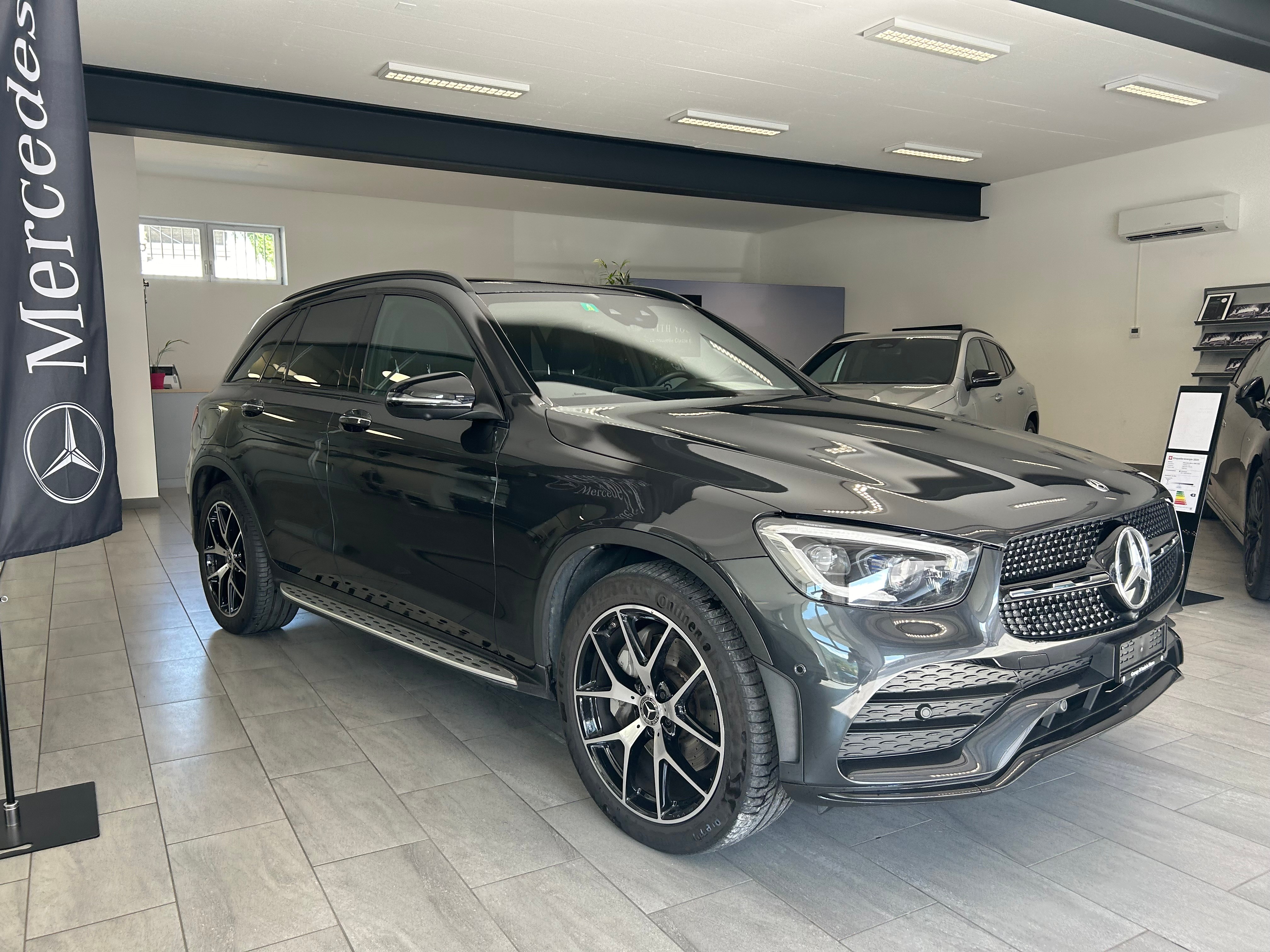 MERCEDES-BENZ GLC 220 d AMG Line 4Matic 9G-Tronic