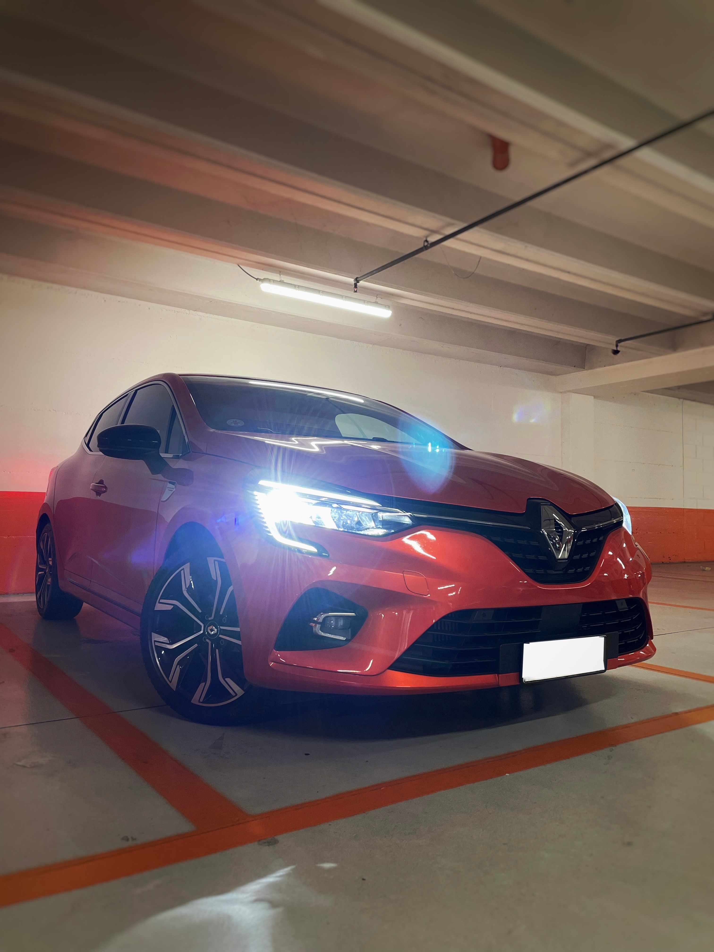 RENAULT Clio Edition one