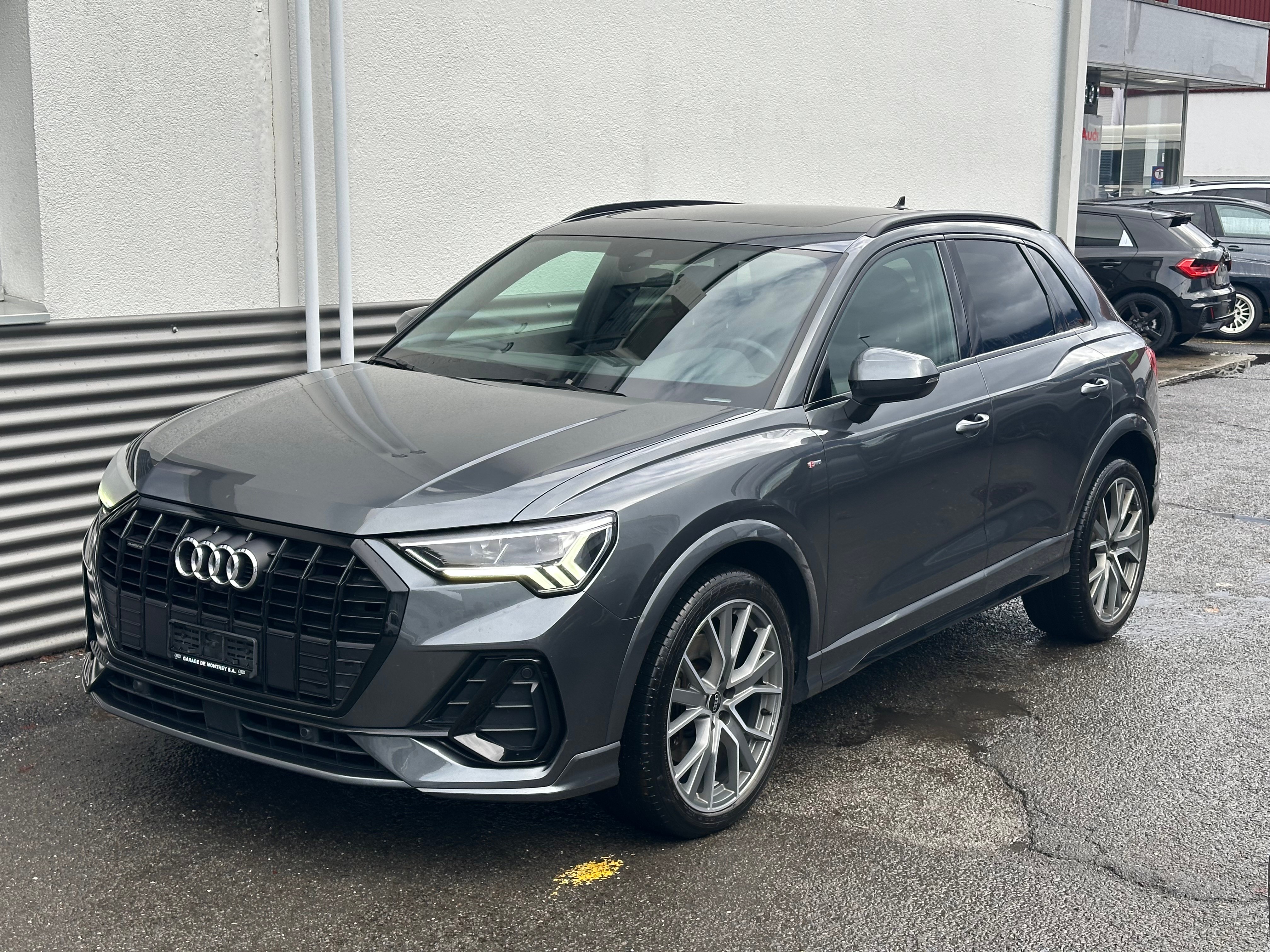 AUDI Q3 40 TDI S line Attraction quattro S-tronic