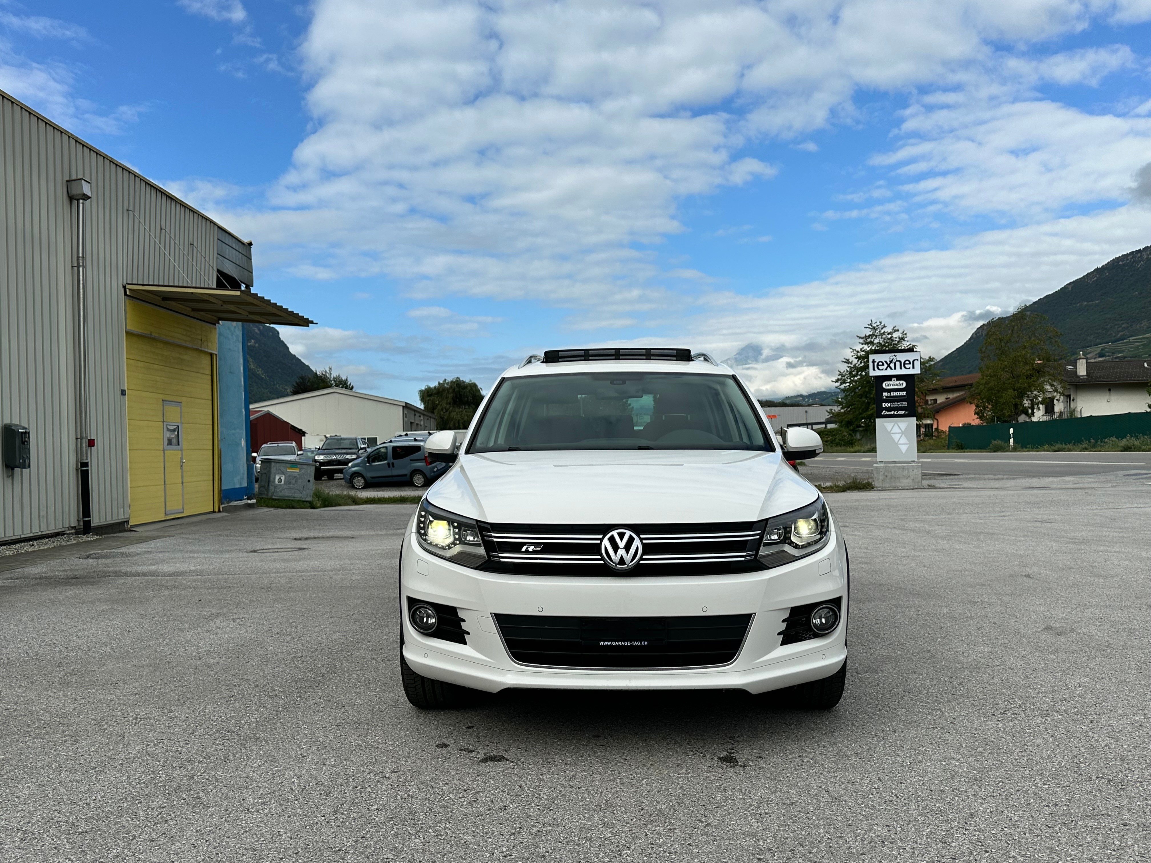 VW Tiguan 2.0 TSI R-Line Design 4Motion DSG