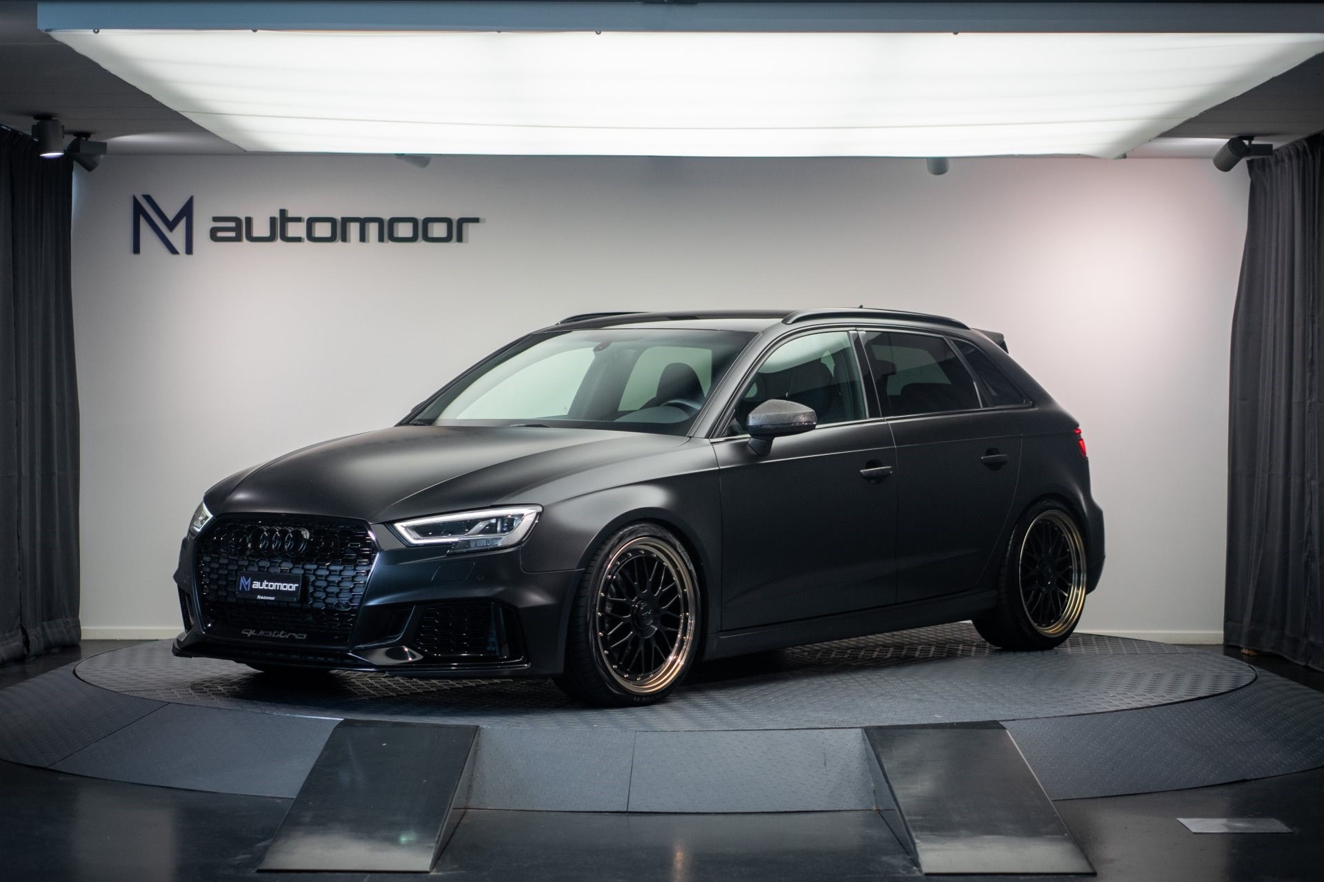 AUDI RS3 2.5 TFSI quattro *Black Satin* *ohne OPF* *Keramik Bremse* *GK Felgen*