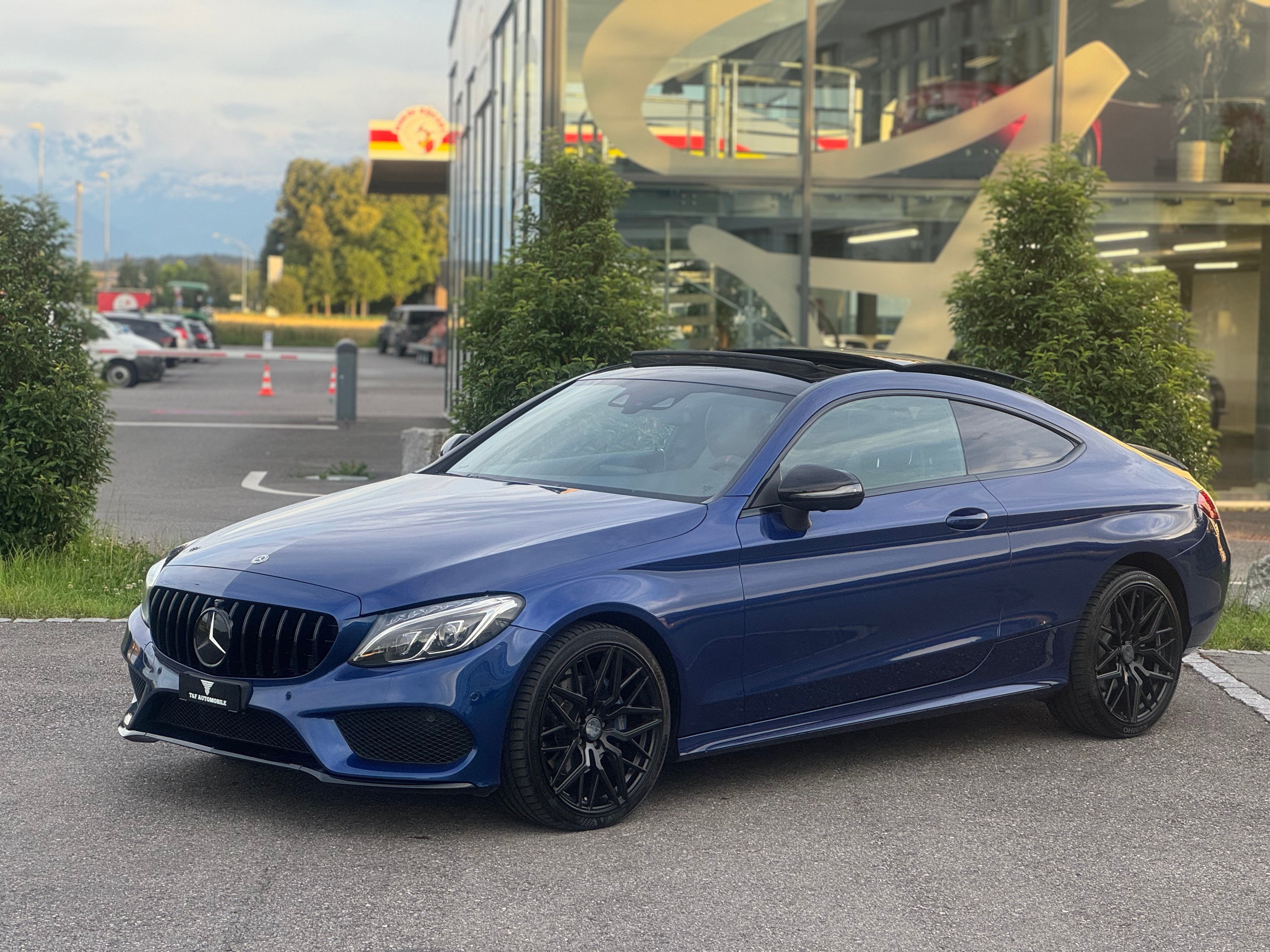 MERCEDES-BENZ C 200 Coupé AMG Line 4Matic 9G-Tronic