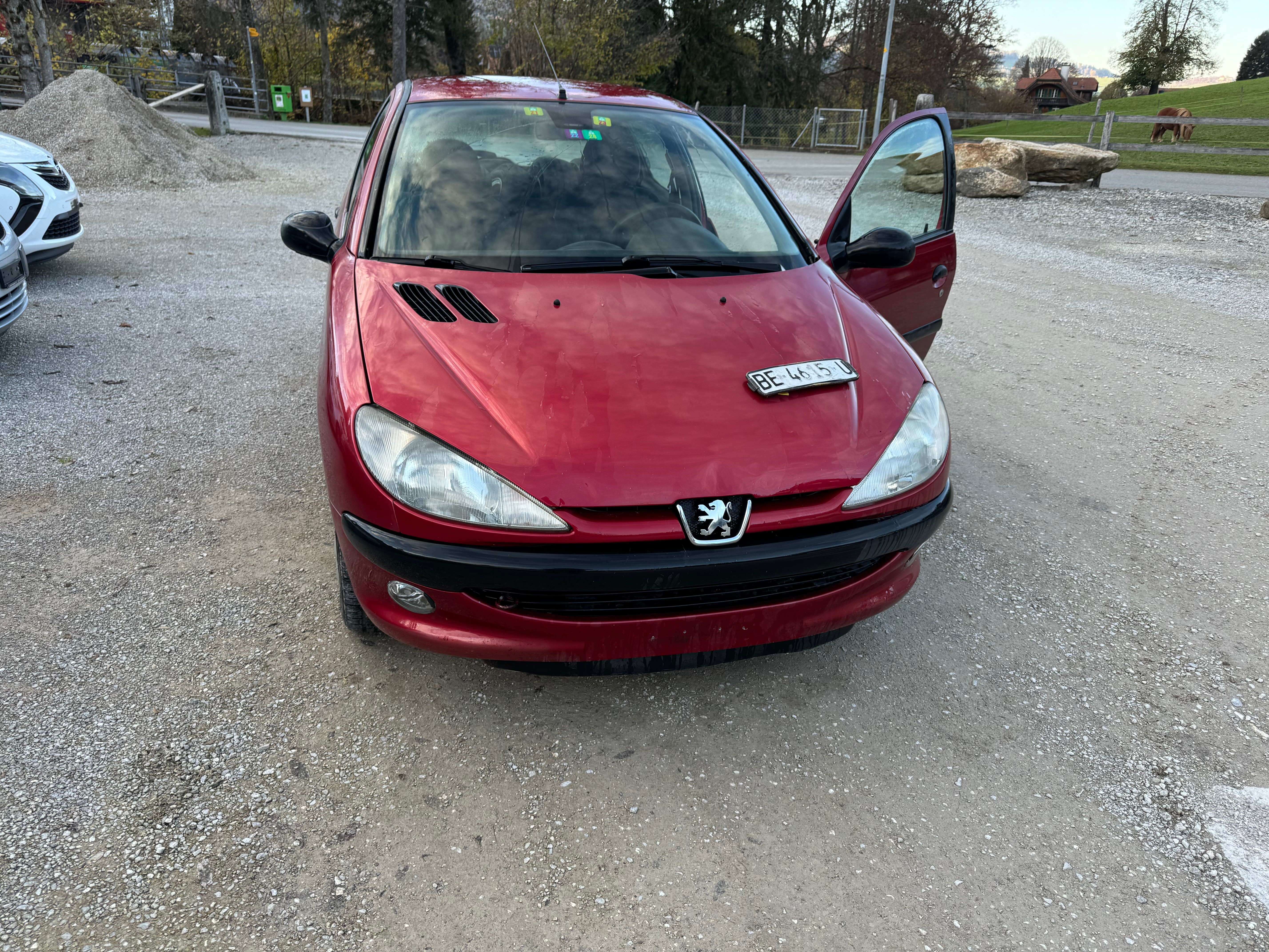 PEUGEOT 206 1.6 XT Premium