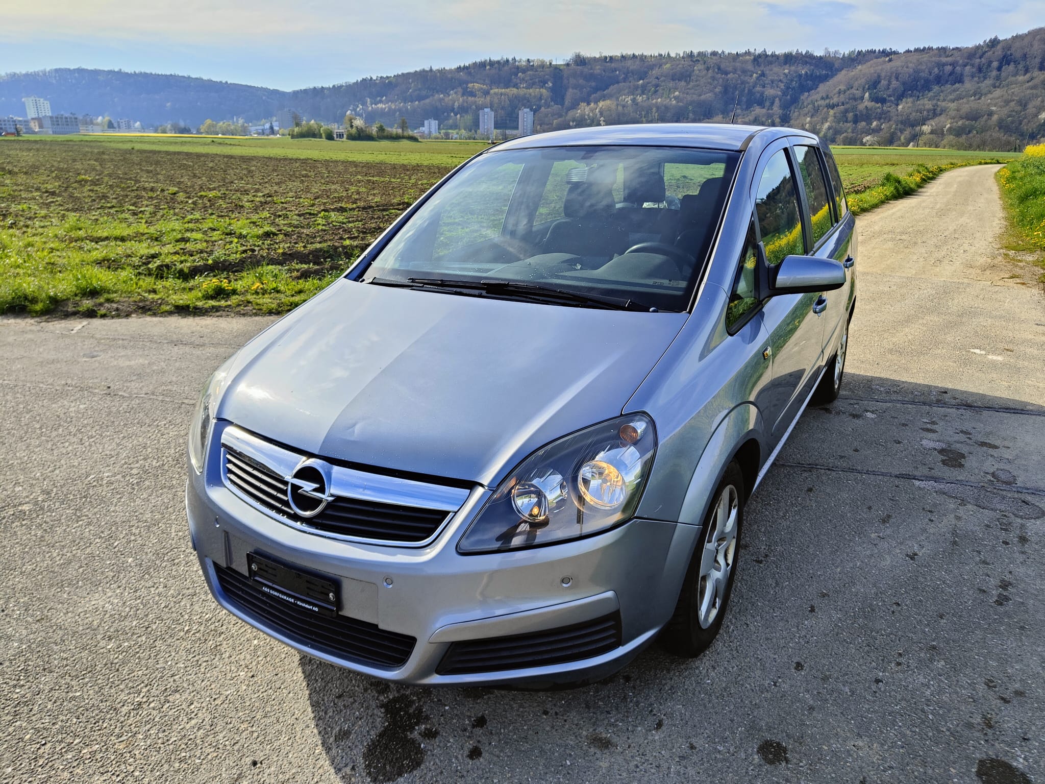 OPEL Zafira 2.2i 16V Cosmo