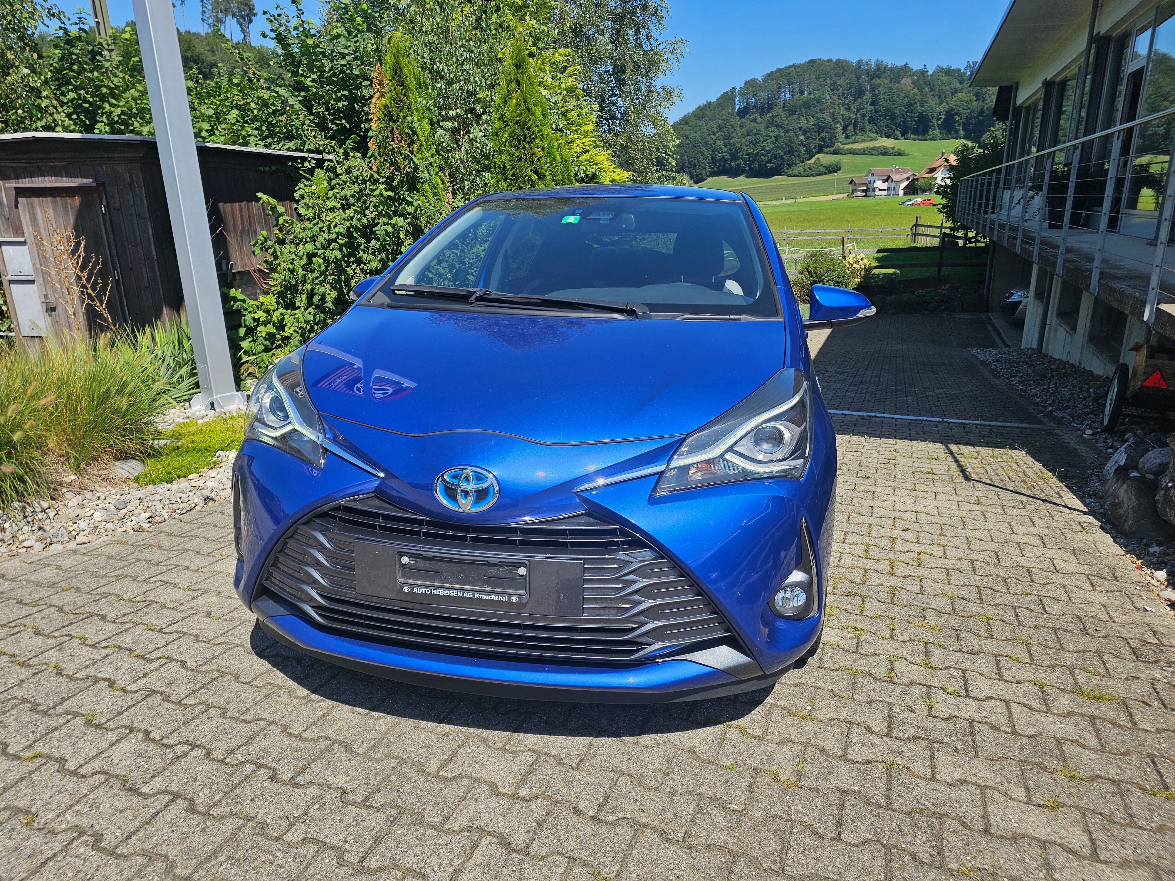 TOYOTA Yaris 1.5 VVT-i Hybrid Trend e-CVT