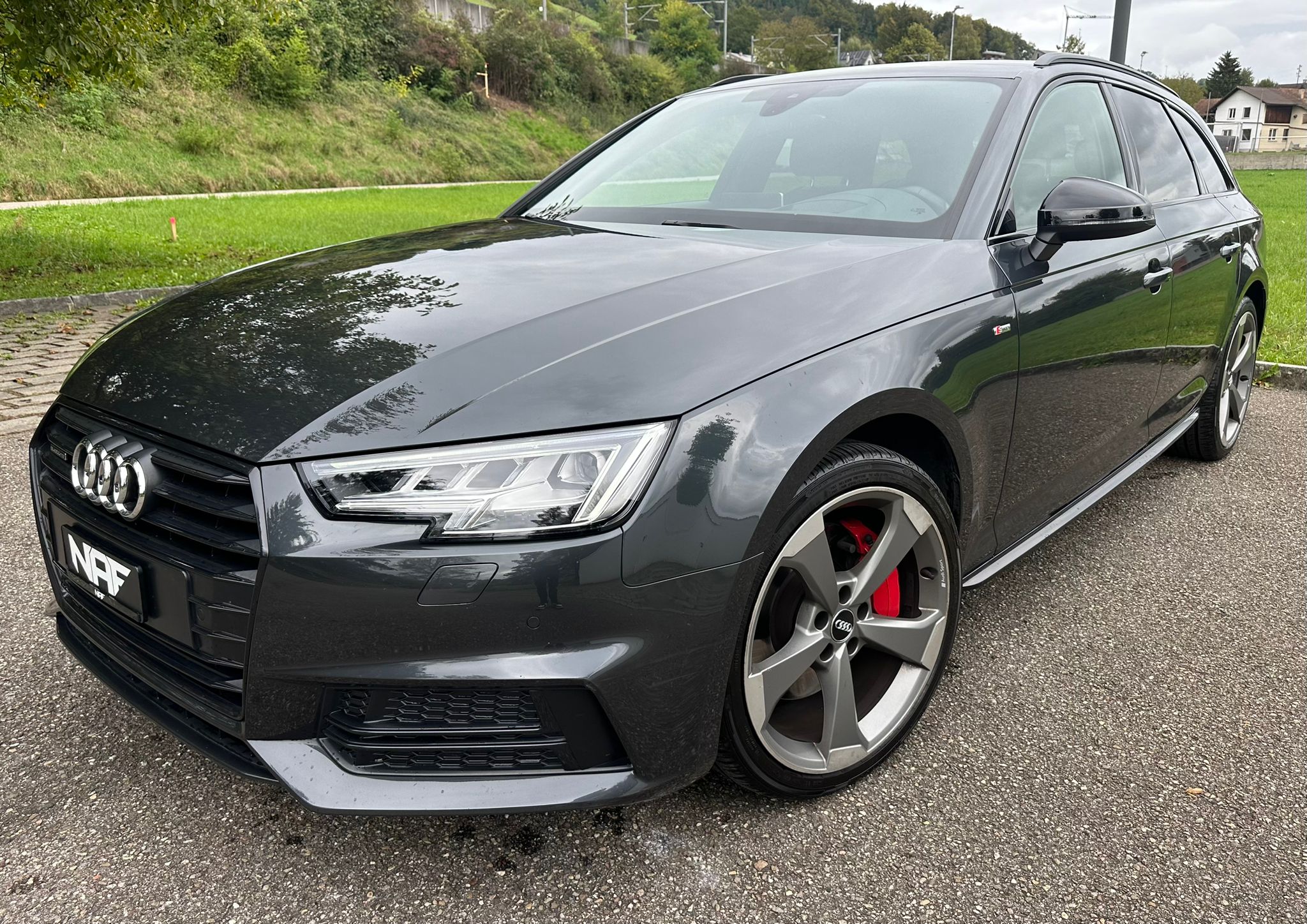 AUDI A4 Avant 2.0 TFSI Sport *S-Line* quattro S-tronic