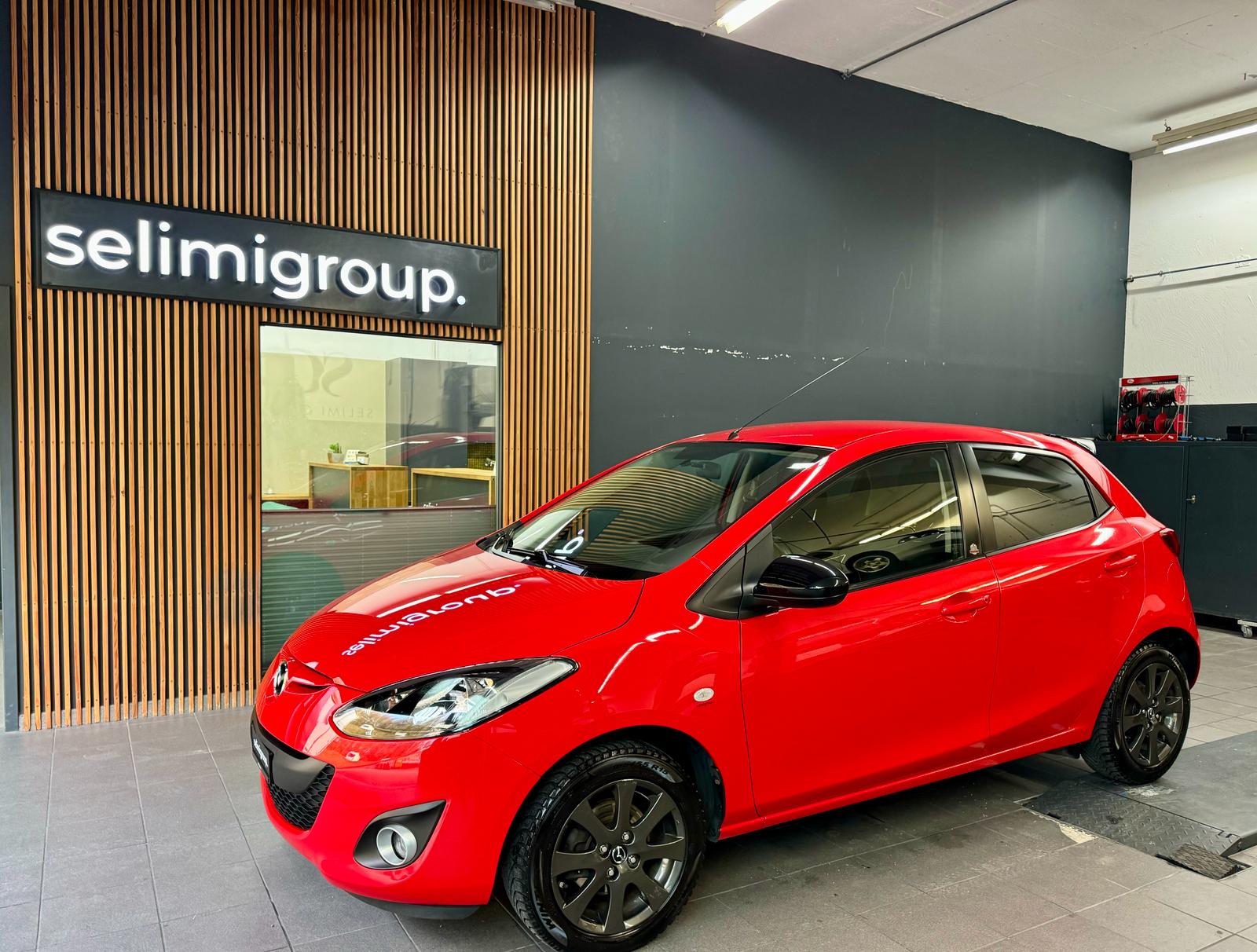 MAZDA 2 1.3i 16V Voila ma Suisse Edition