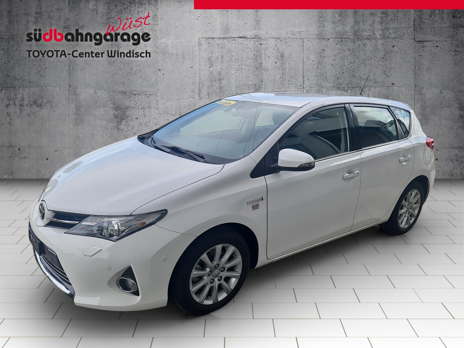 TOYOTA Auris 1.8 16V HSD Linea Sol