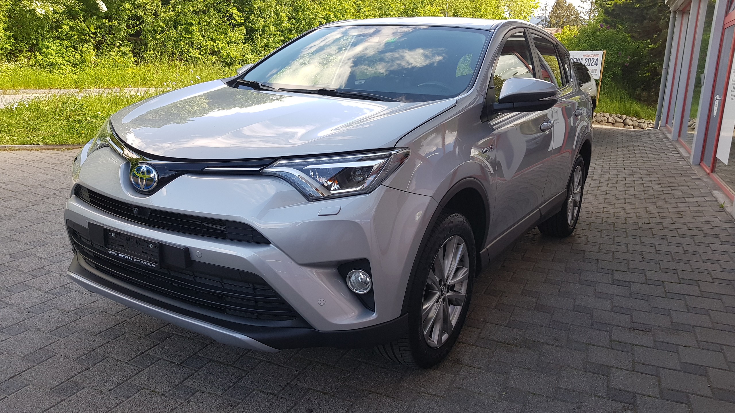 TOYOTA RAV-4 2.5 HSD Sol Premium e-CVT