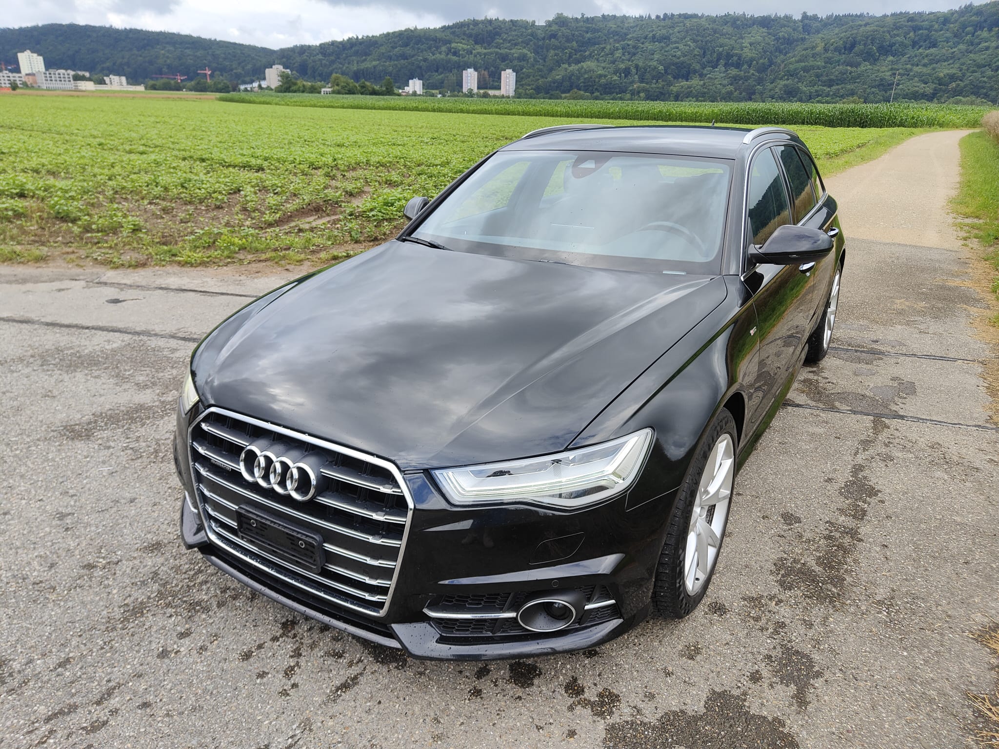 AUDI A6 Avant 3.0 TDI V6 quattro S-tronic