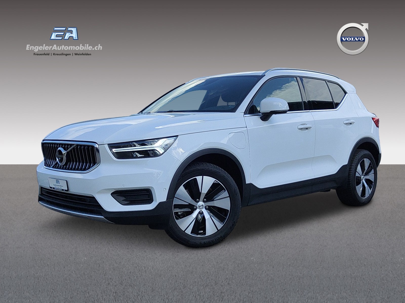 VOLVO XC40 1.5 T4 PiH Inscription Expression