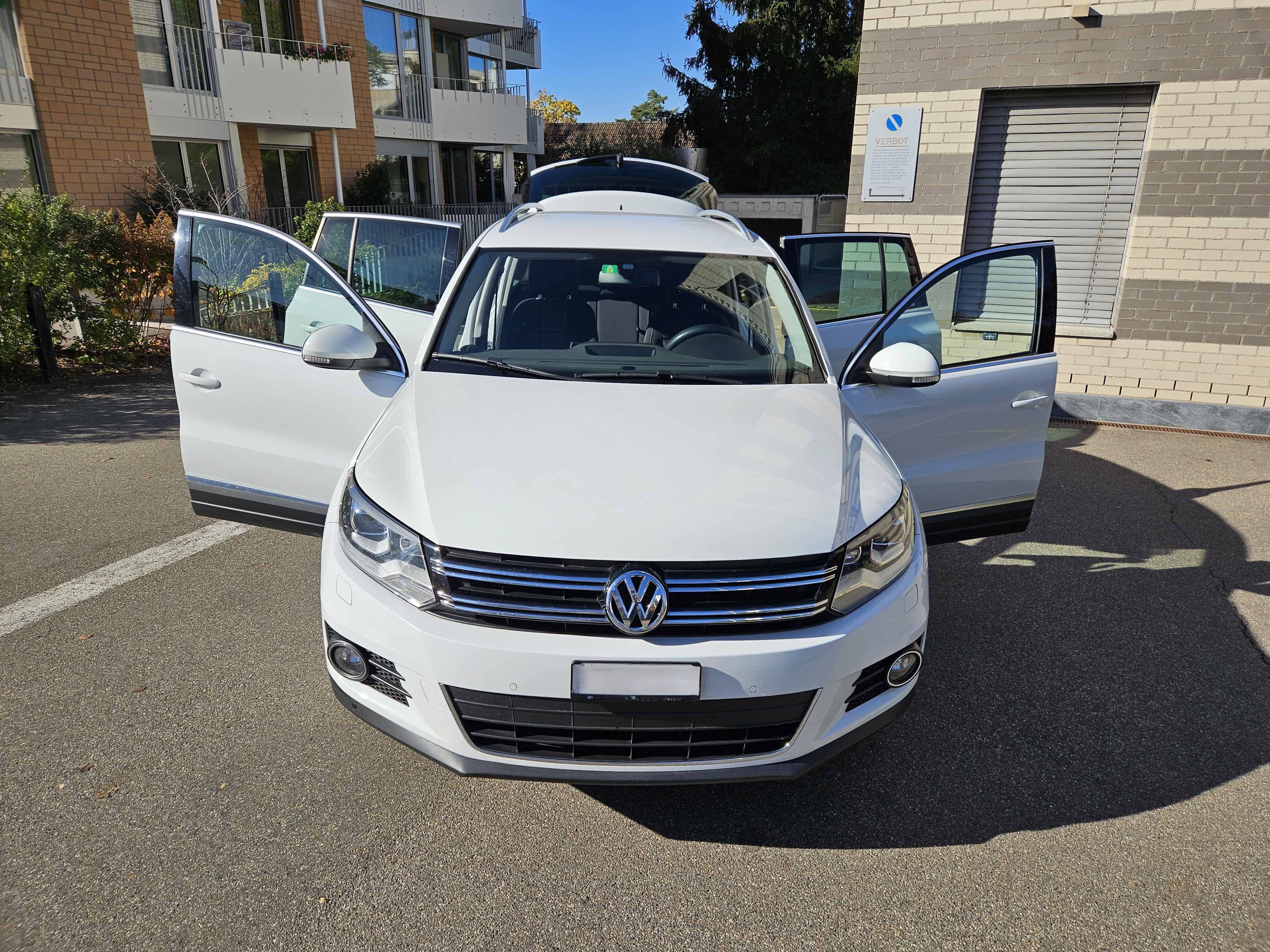 VW Tiguan 2.0 TDI Lounge 4Motion DSG