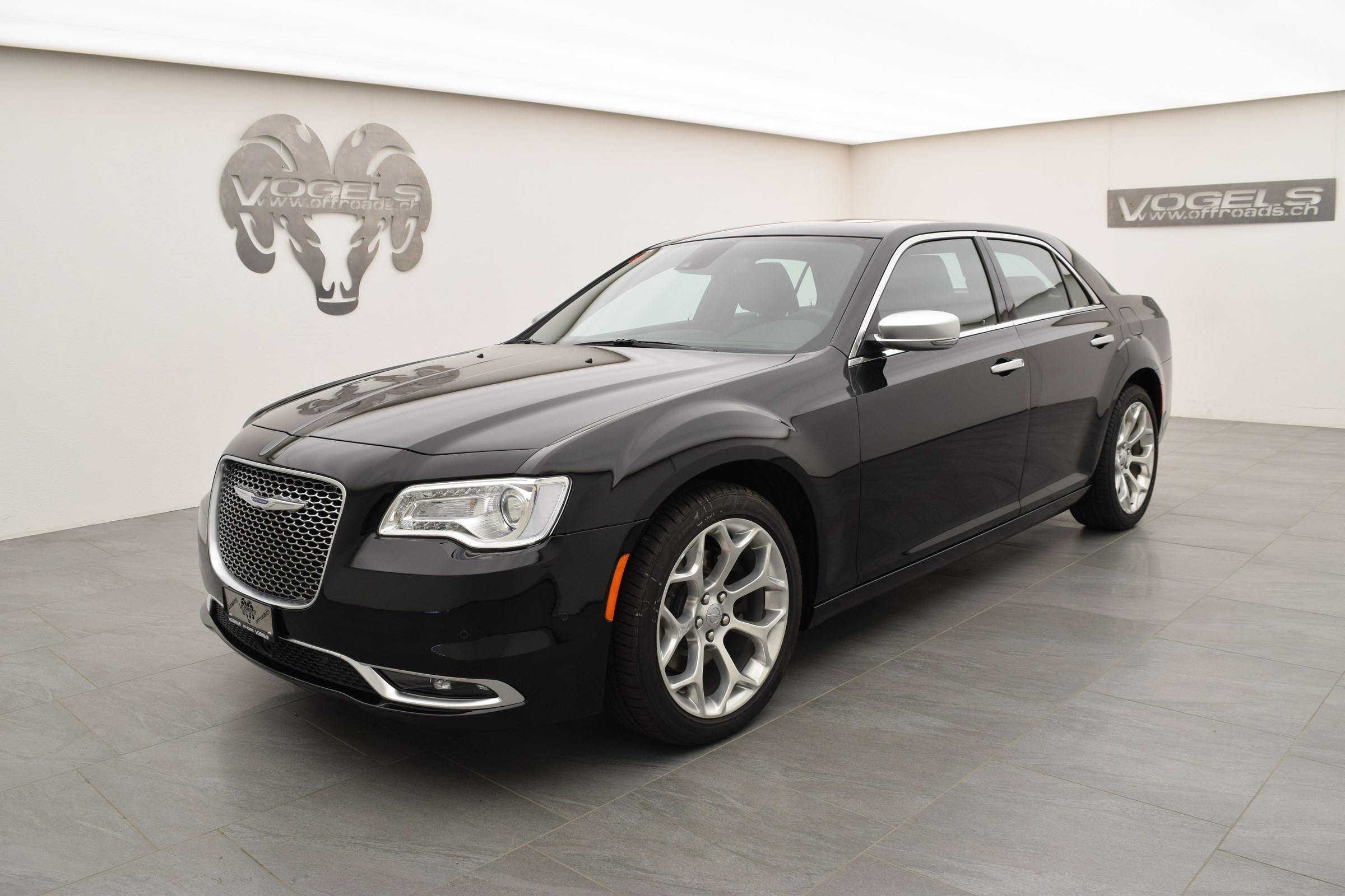 CHRYSLER 300C 5.7 V8